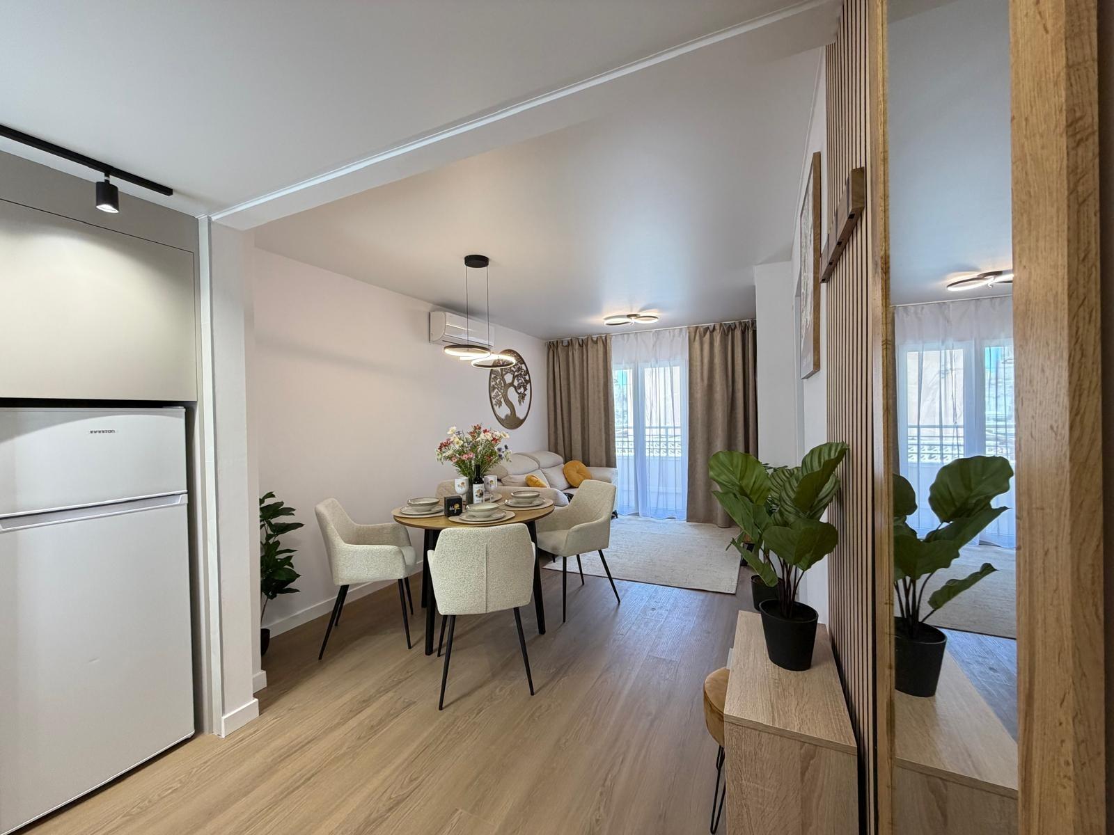 For sale - 2 Bedroom 1 Bathroom Apartment in Torrevieja - Nueva Torrevieja  - Alicante