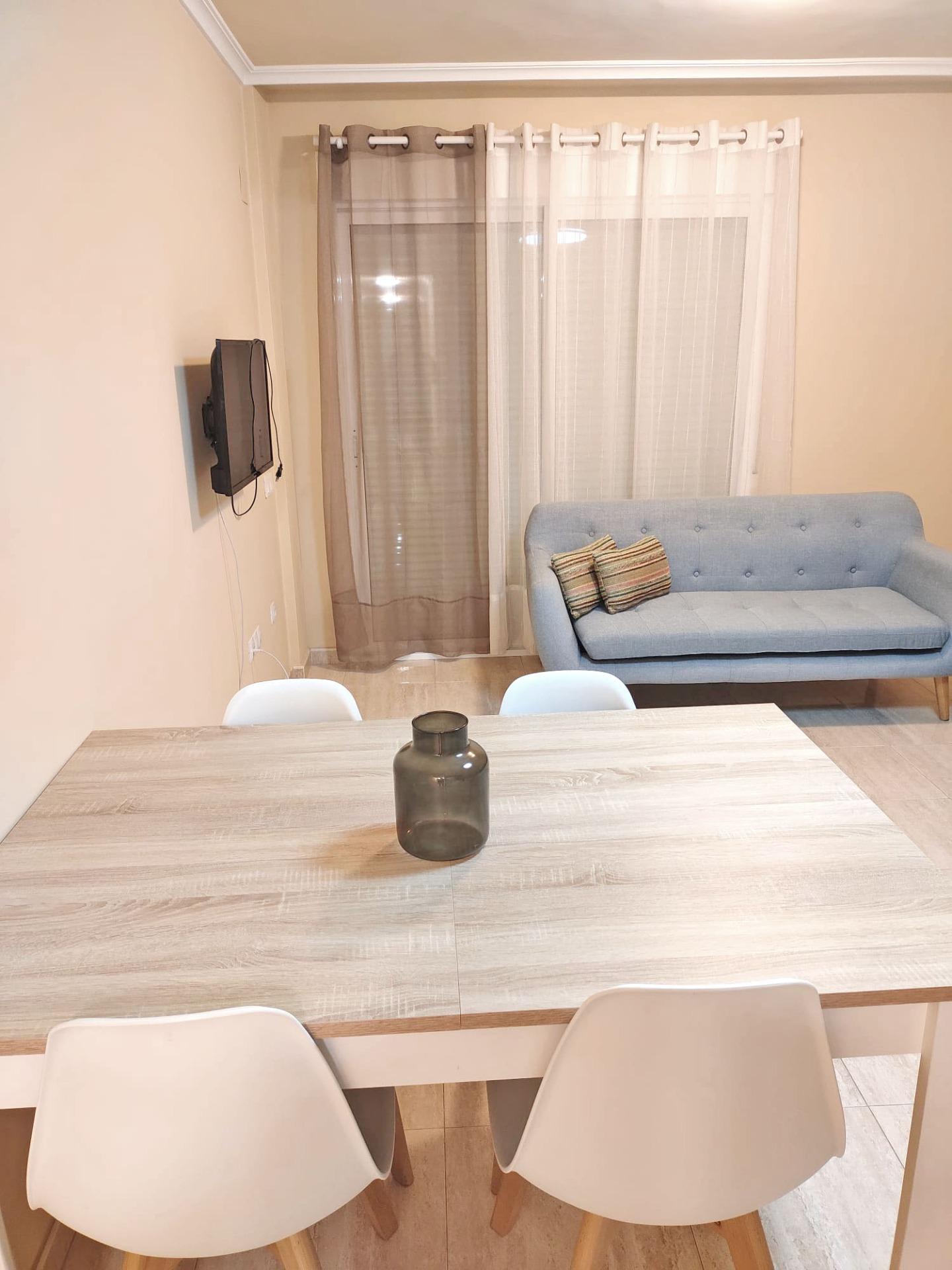 For sale - 2 Bedroom 1 Bathroom Apartment in Guardamar del Segura - Puerto Deportivo  - Alicante