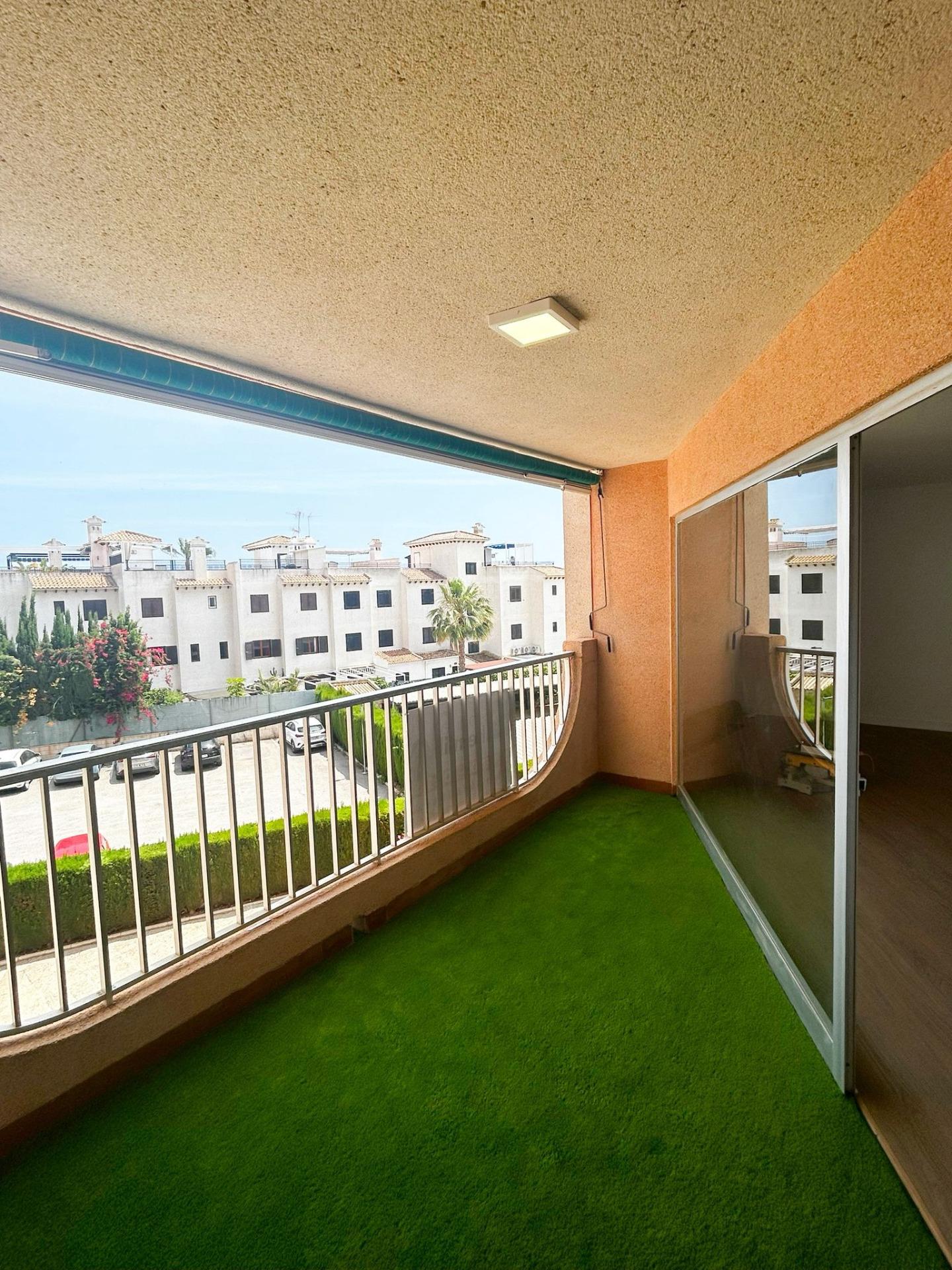 For sale - 3 Bedroom 2 Bathroom Apartment in Orihuela Costa - La Regia  - Alicante