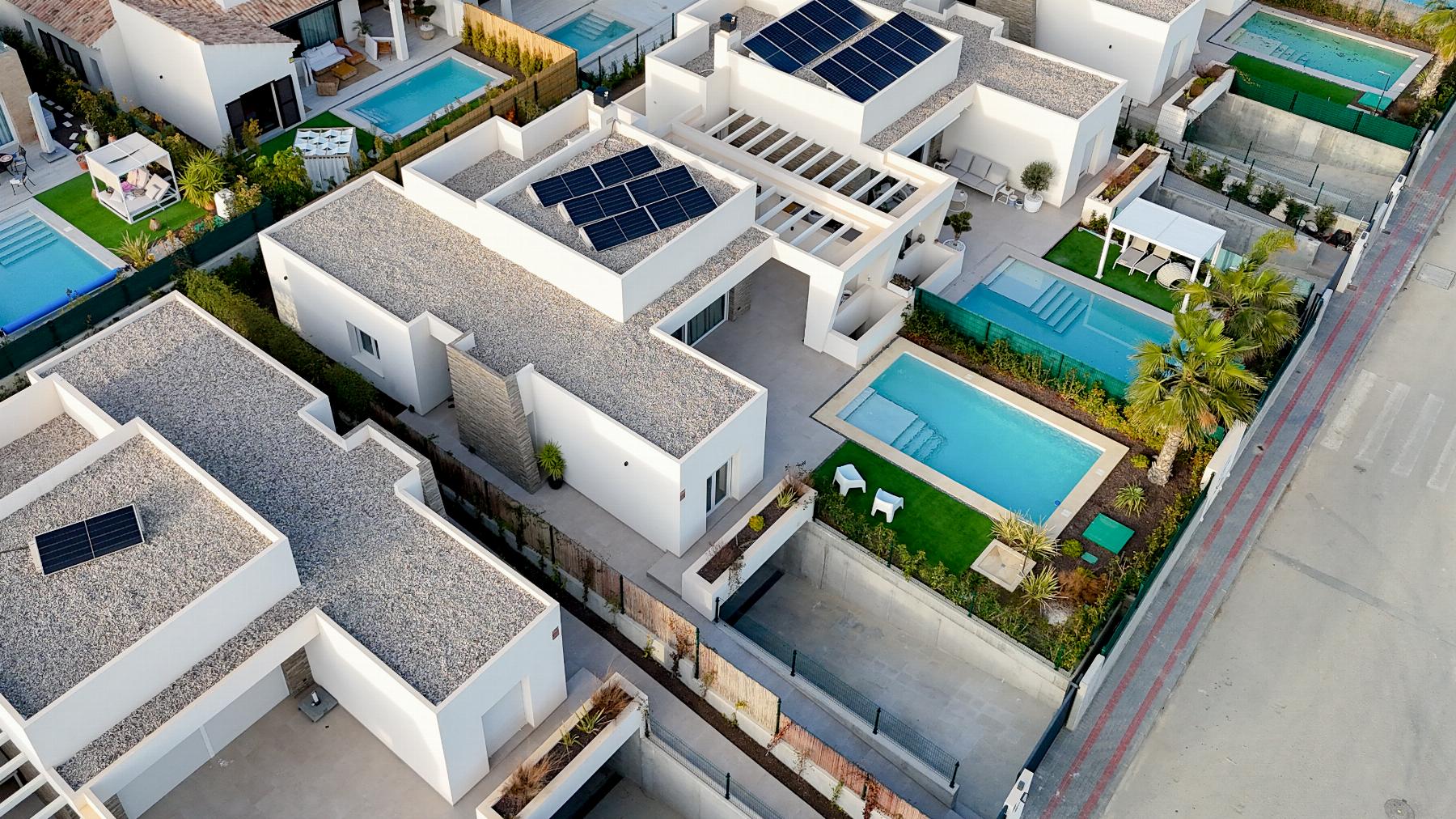 For sale - 4 Bedroom 4 Bathroom Villa in Algorfa - Inland  - Alicante