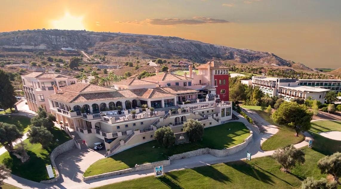 For sale - 4 Bedroom 4 Bathroom Villa in Algorfa - Inland  - Alicante
