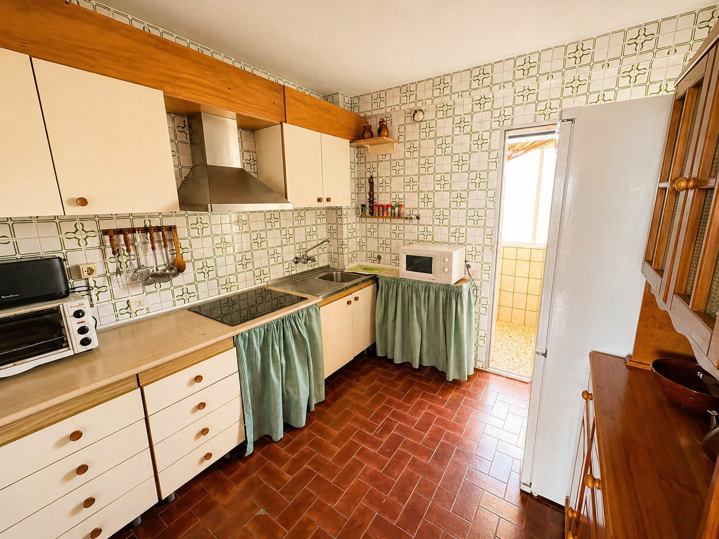 For sale - 2 Bedroom 1 Bathroom Apartment in Torrevieja - Costa Blanca  - Alicante