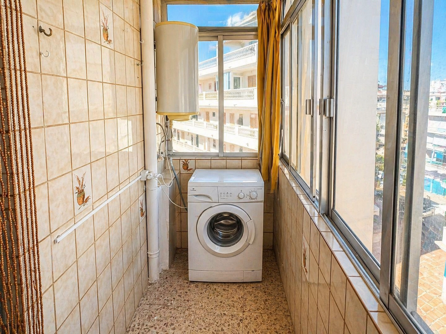 For sale - 2 Bedroom 1 Bathroom Apartment in Torrevieja - Costa Blanca  - Alicante