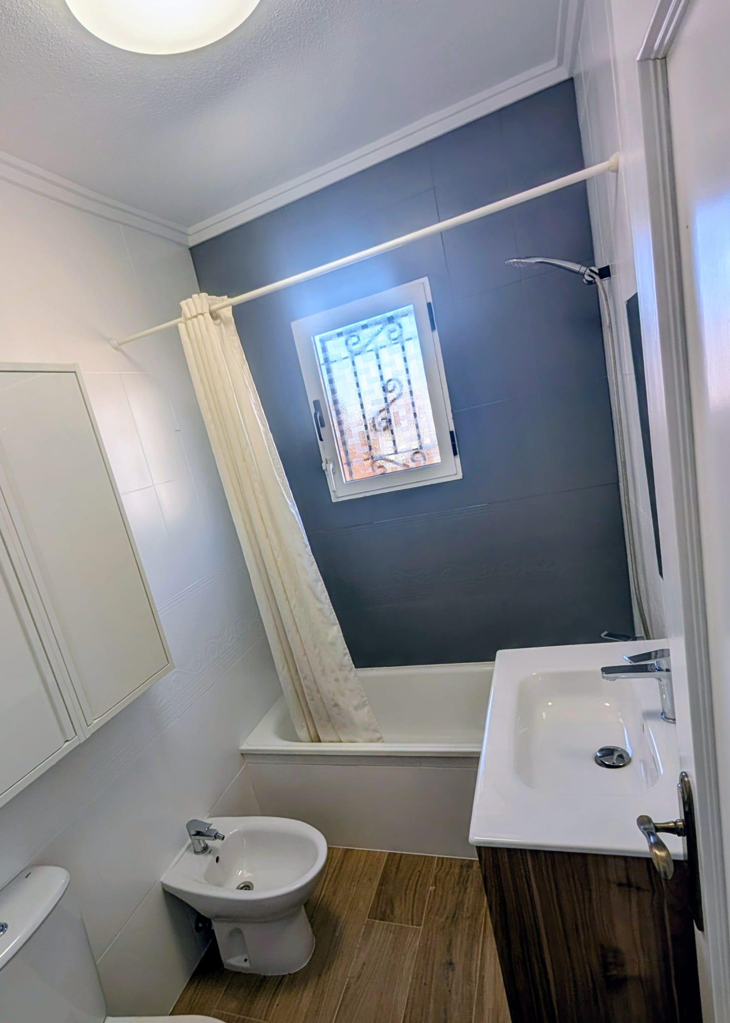 For sale - 3 Bedroom 2 Bathroom Villa in Orihuela Costa - Costa Blanca  - Alicante