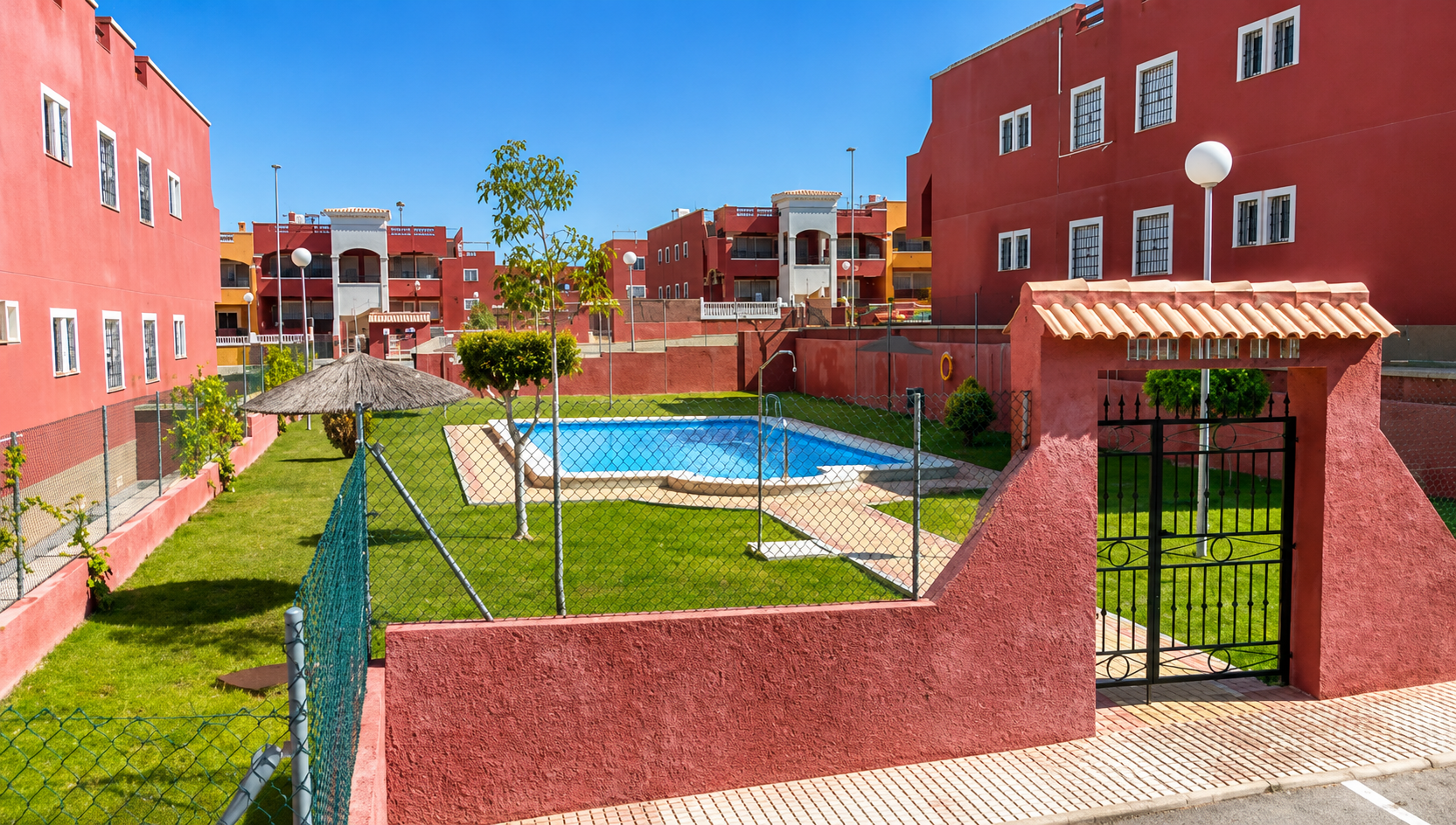 For sale - 3 Bedroom 2 Bathroom Villa in Orihuela Costa - Costa Blanca  - Alicante