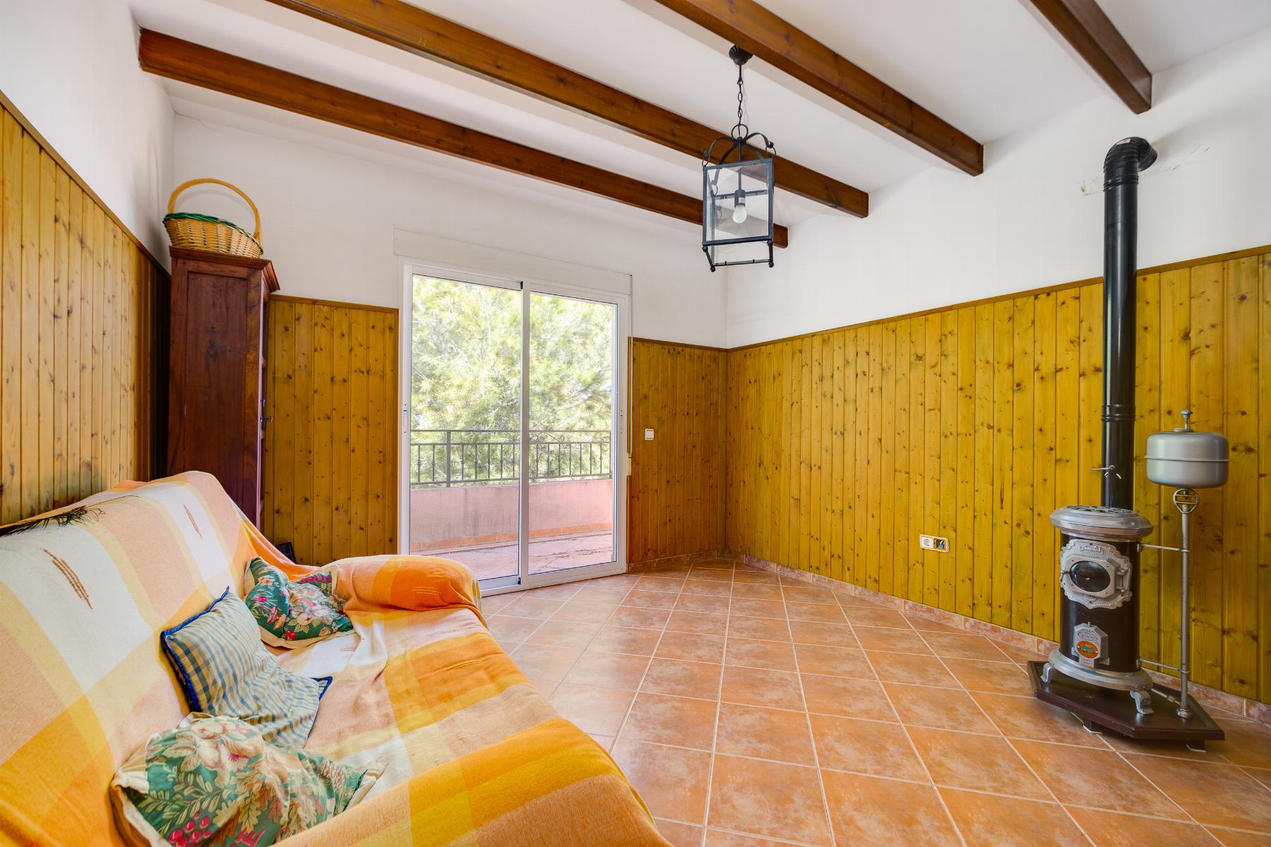 For sale - 5 Bedroom 3 Bathroom Villa in San Miguel de Salinas - Inland  - Alicante