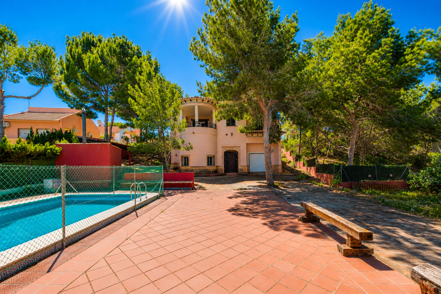 For sale - 5 Bedroom 3 Bathroom Villa in San Miguel de Salinas - Inland  - Alicante