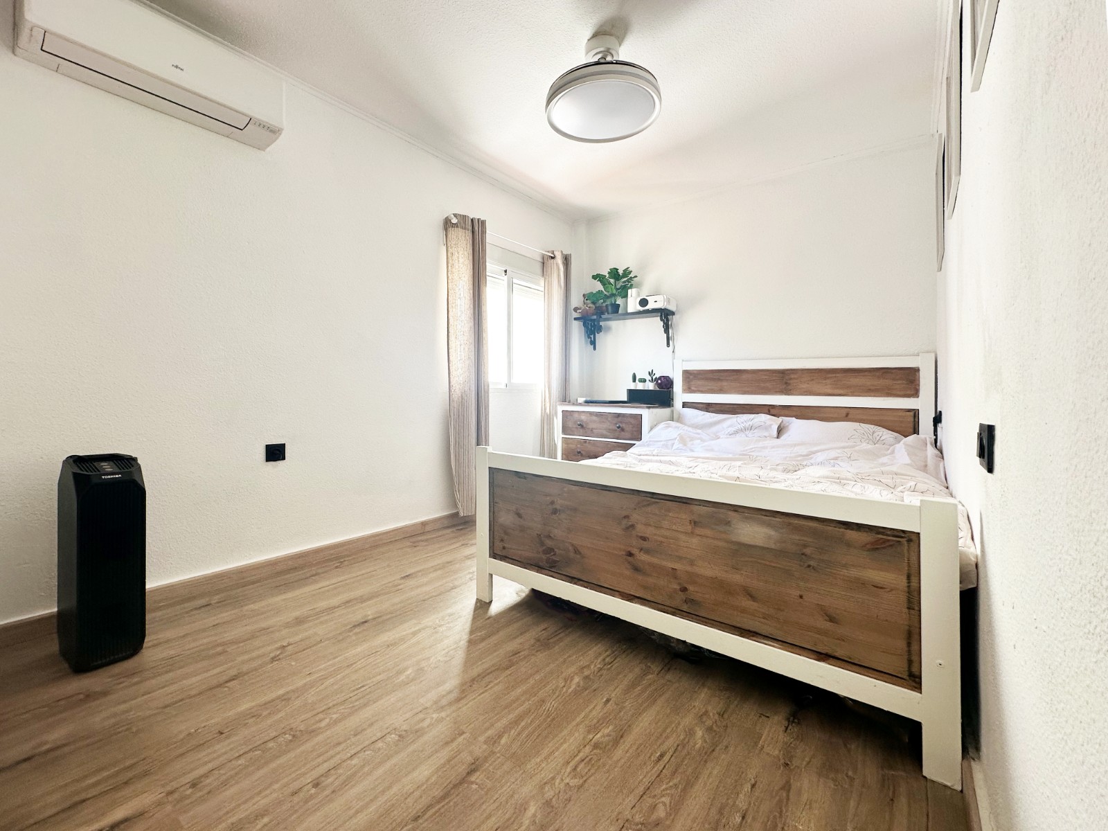 For sale - 2 Bedroom 1 Bathroom Top Floor Apartment in Cabo Roig  - Cabo Roig  - Alicante