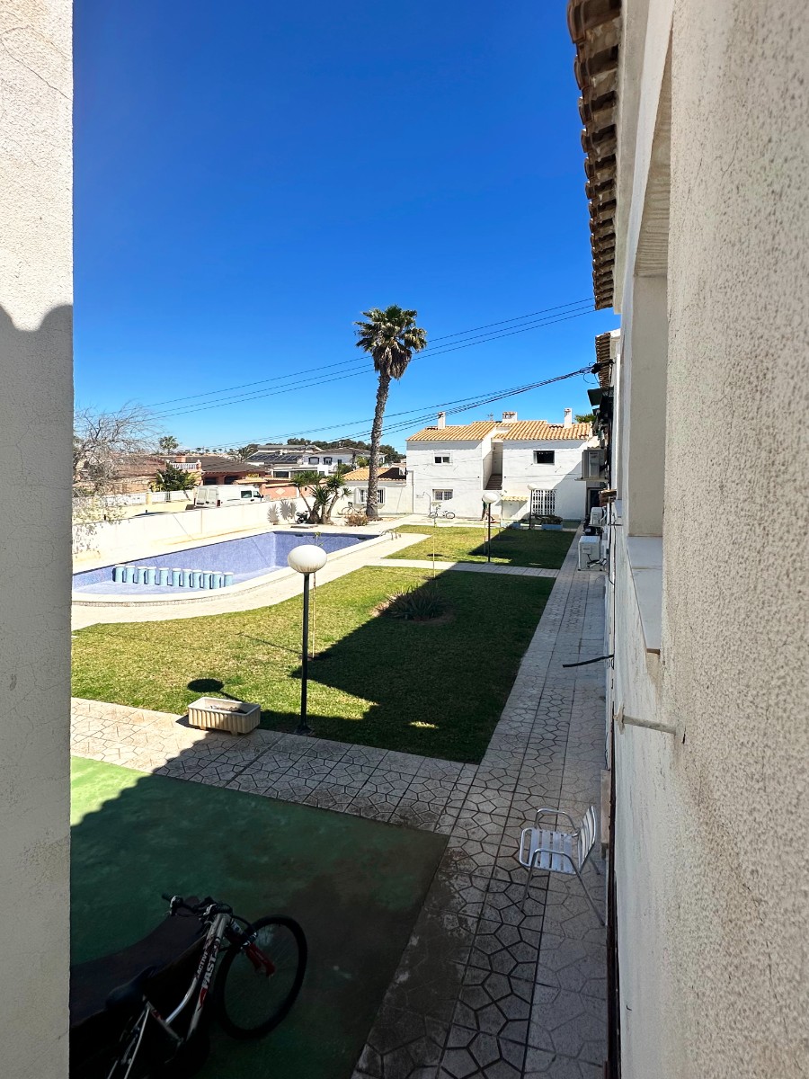 For sale - 2 Bedroom 1 Bathroom Top Floor Apartment in Cabo Roig  - Cabo Roig  - Alicante
