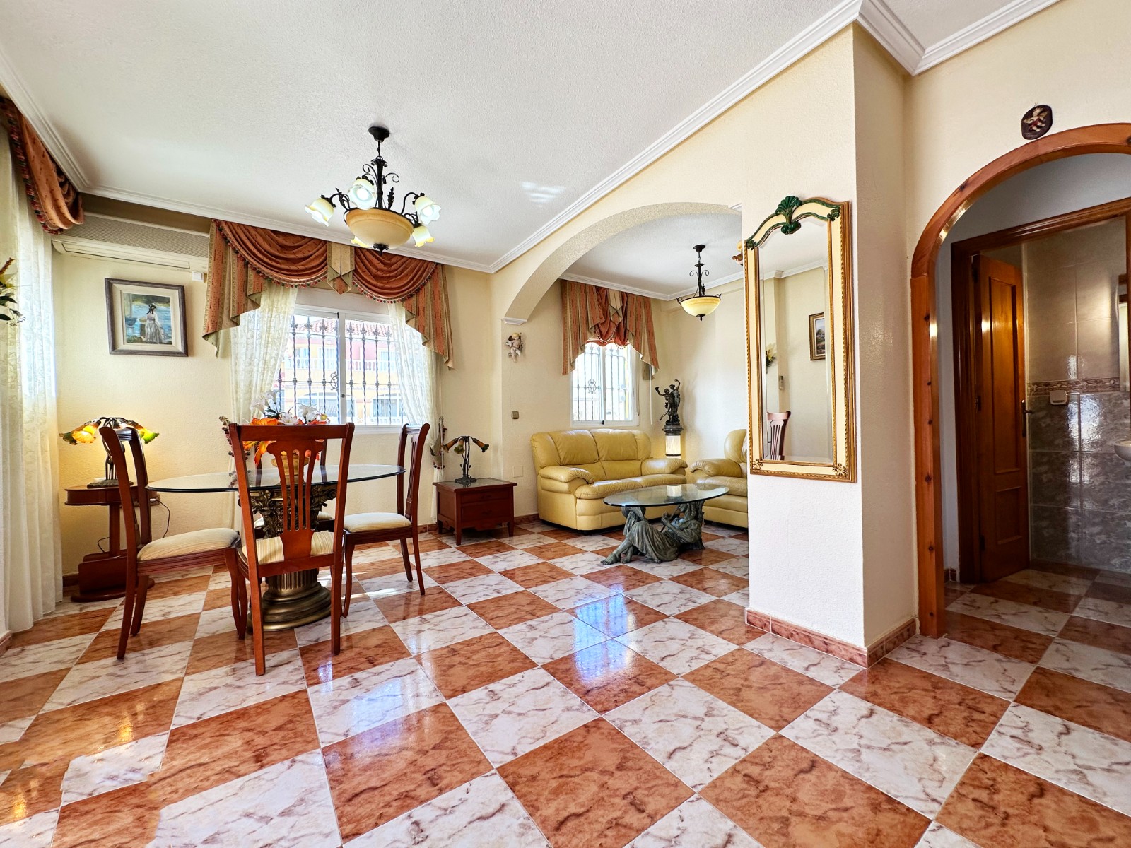 For sale - 2 Bedroom 2 Bathroom Townhouse in Cabo Roig  - Cabo Roig  - Alicante