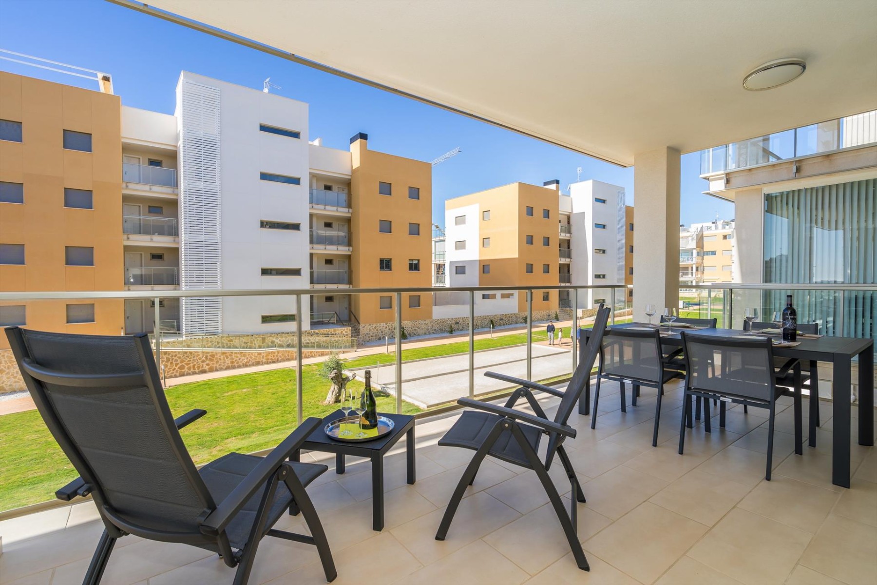 For sale - 2 Bedroom 2 Bathroom Apartment in Orihuela Costa - Villamartin  - Alicante
