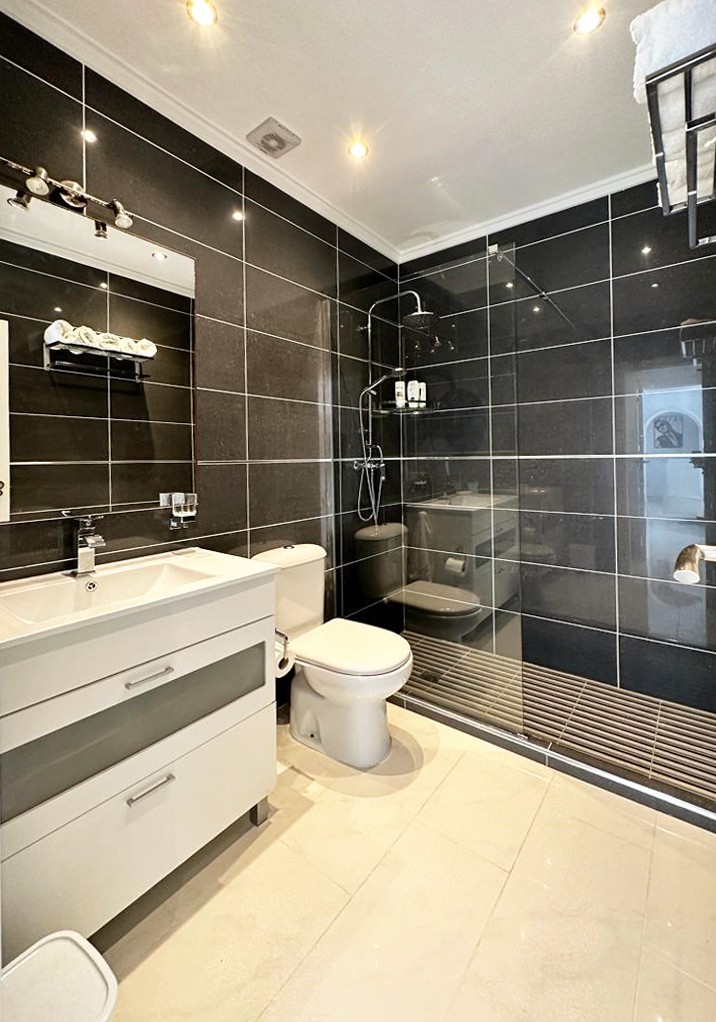 For sale - 4 Bedroom 4 Bathroom Detached Villa in San Miguel de Salinas - San Miguel de Salinas  - Alicante