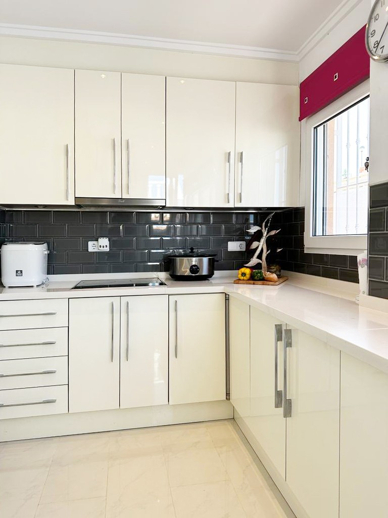 For sale - 4 Bedroom 4 Bathroom Detached Villa in San Miguel de Salinas - San Miguel de Salinas  - Alicante