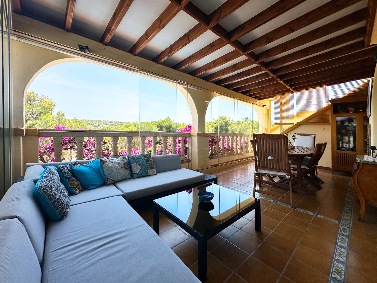 For sale - 3 Bedroom 3 Bathroom Villa in Villamartin - Las Ramblas  - Alicante