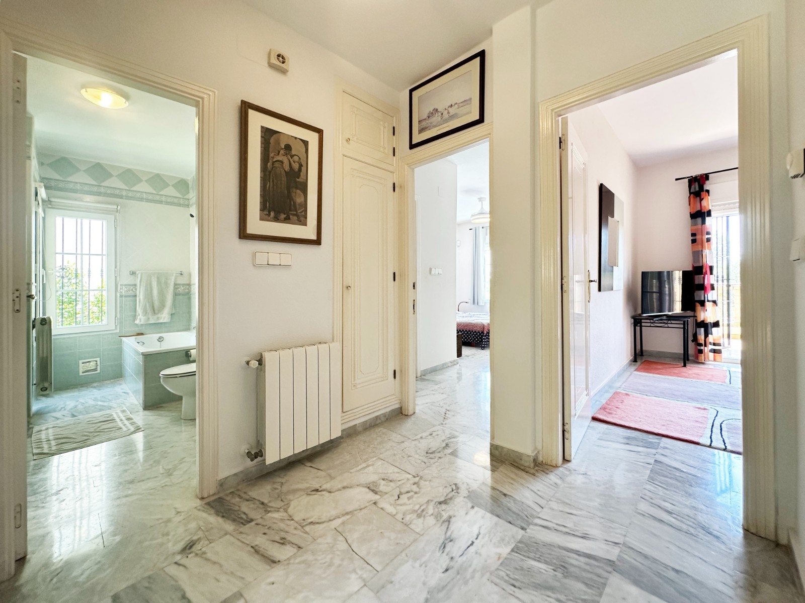 For sale - 3 Bedroom 3 Bathroom Villa in Villamartin - Las Ramblas  - Alicante
