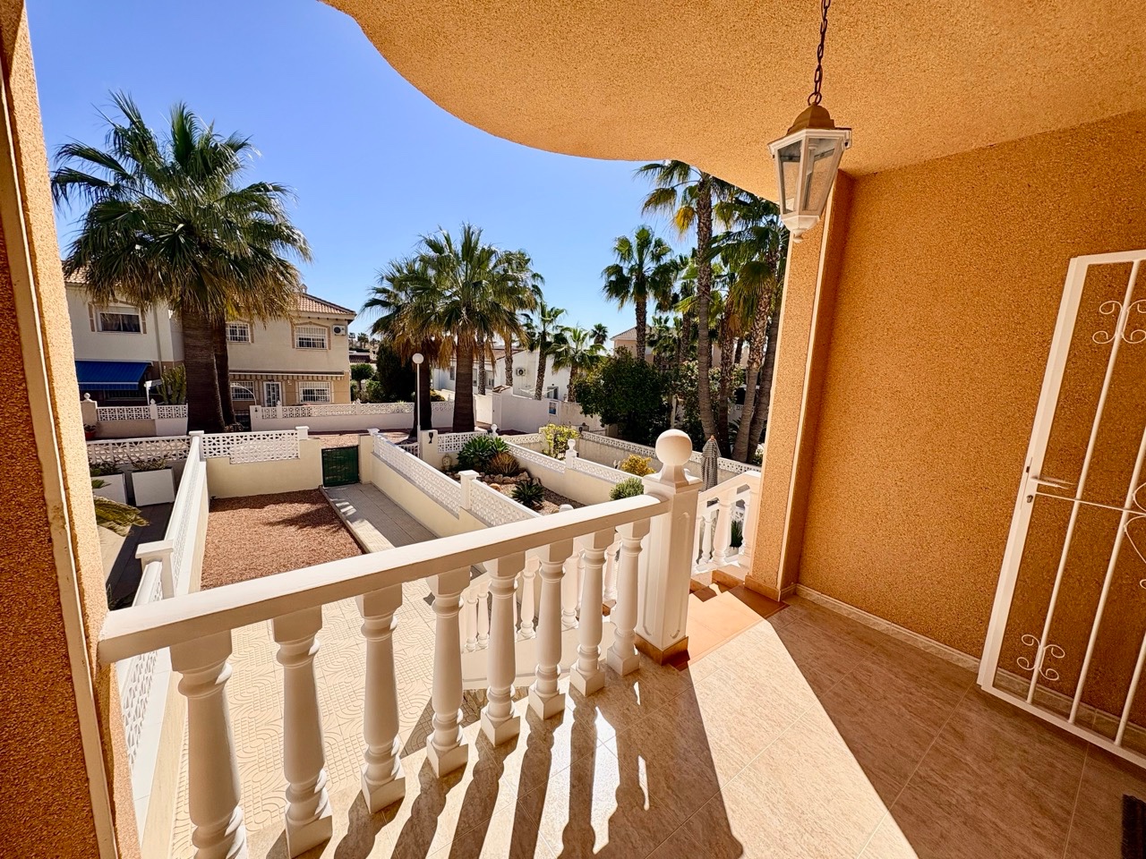 For sale - 2 Bedroom 1 Bathroom Adosado in Rojales - Ciudad Quesada  - Alicante