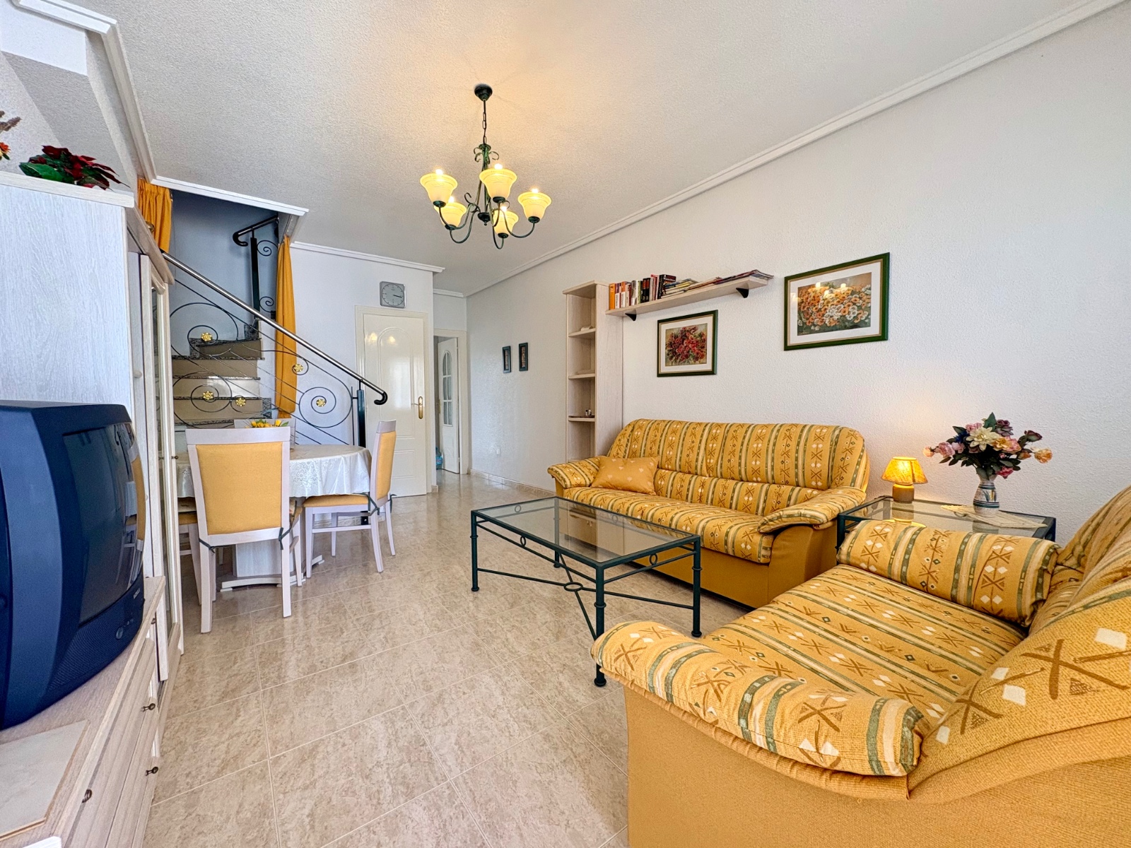 For sale - 2 Bedroom 1 Bathroom Adosado in Rojales - Ciudad Quesada  - Alicante