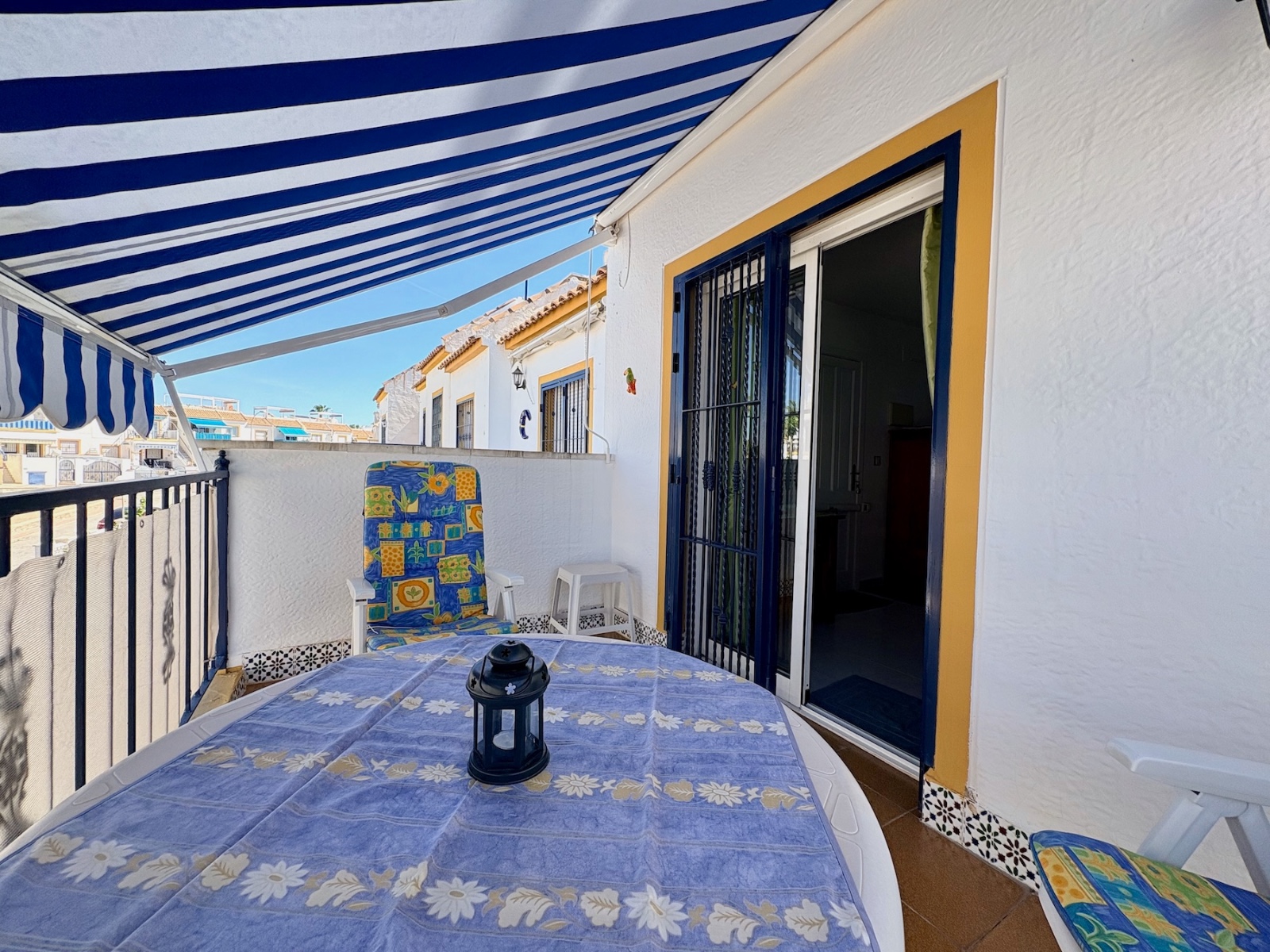For sale - 3 Bedroom 1 Bathroom Apartment in Playa Flamenca - Playa Flamenca  - Alicante