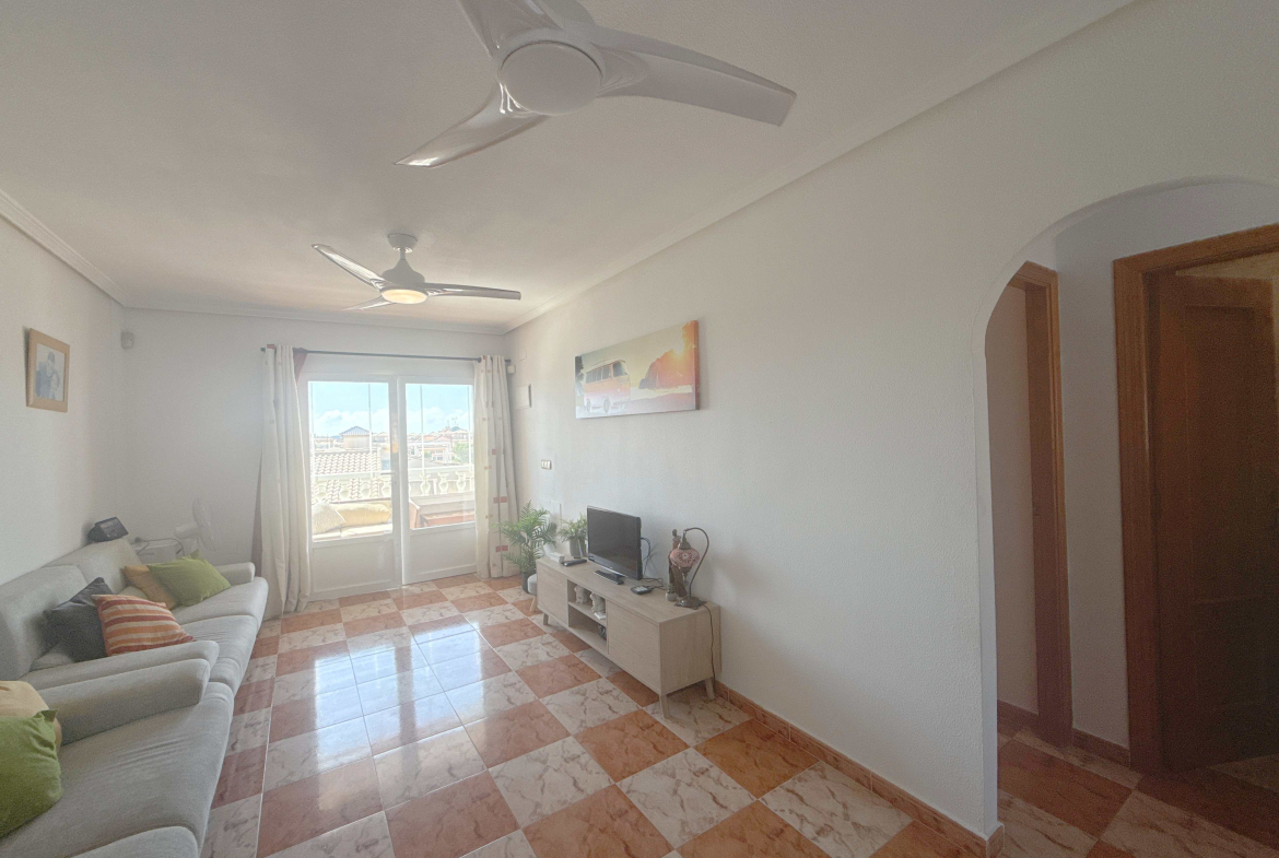 For sale - 2 Bedroom 1 Bathroom Apartment in Cabo Roig -  - Alicante