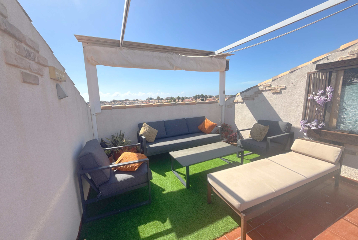 For sale - 2 Bedroom 1 Bathroom Apartment in Cabo Roig -  - Alicante