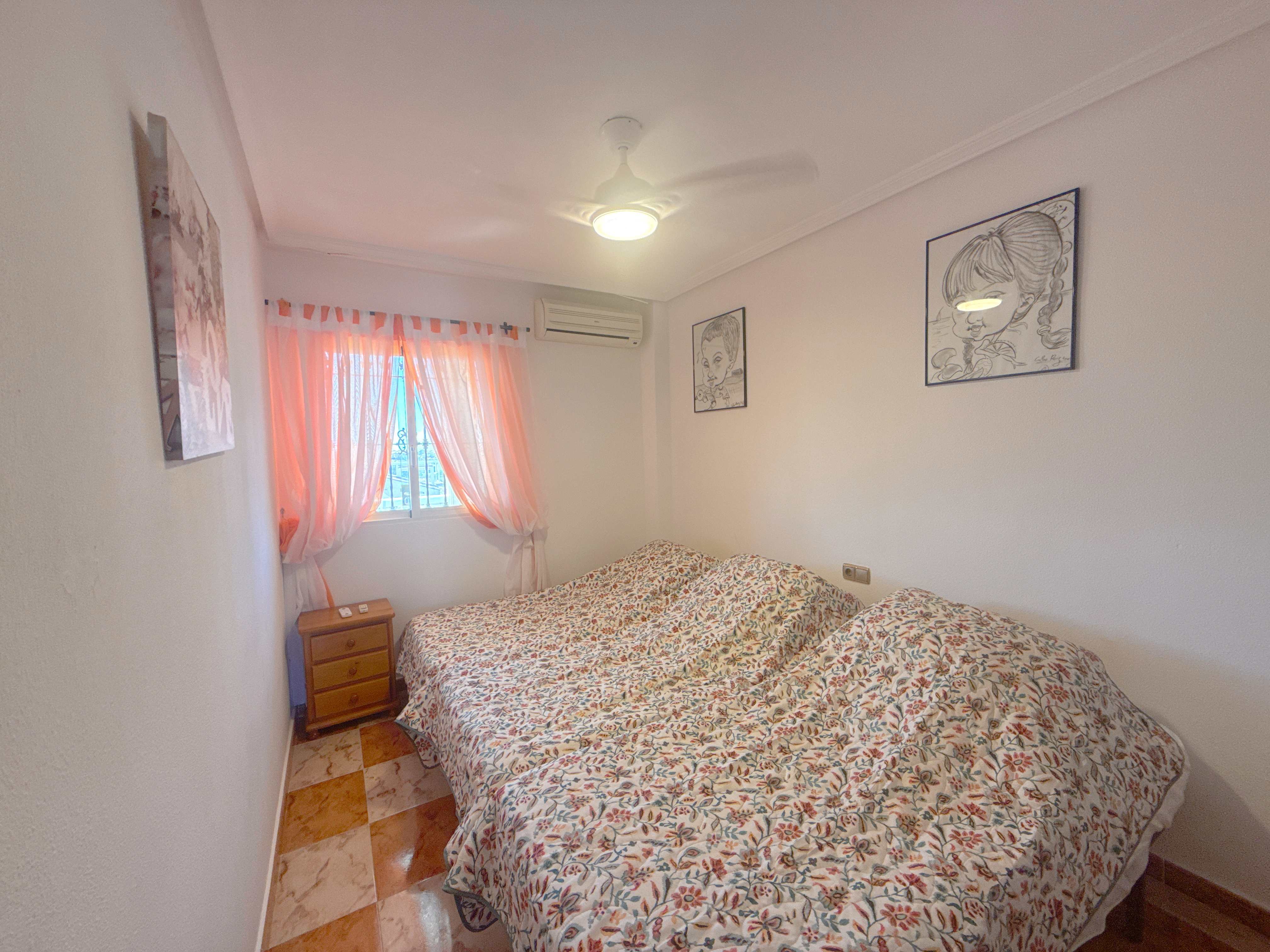 For sale - 2 Bedroom 1 Bathroom Apartment in Cabo Roig -  - Orihuela Costa