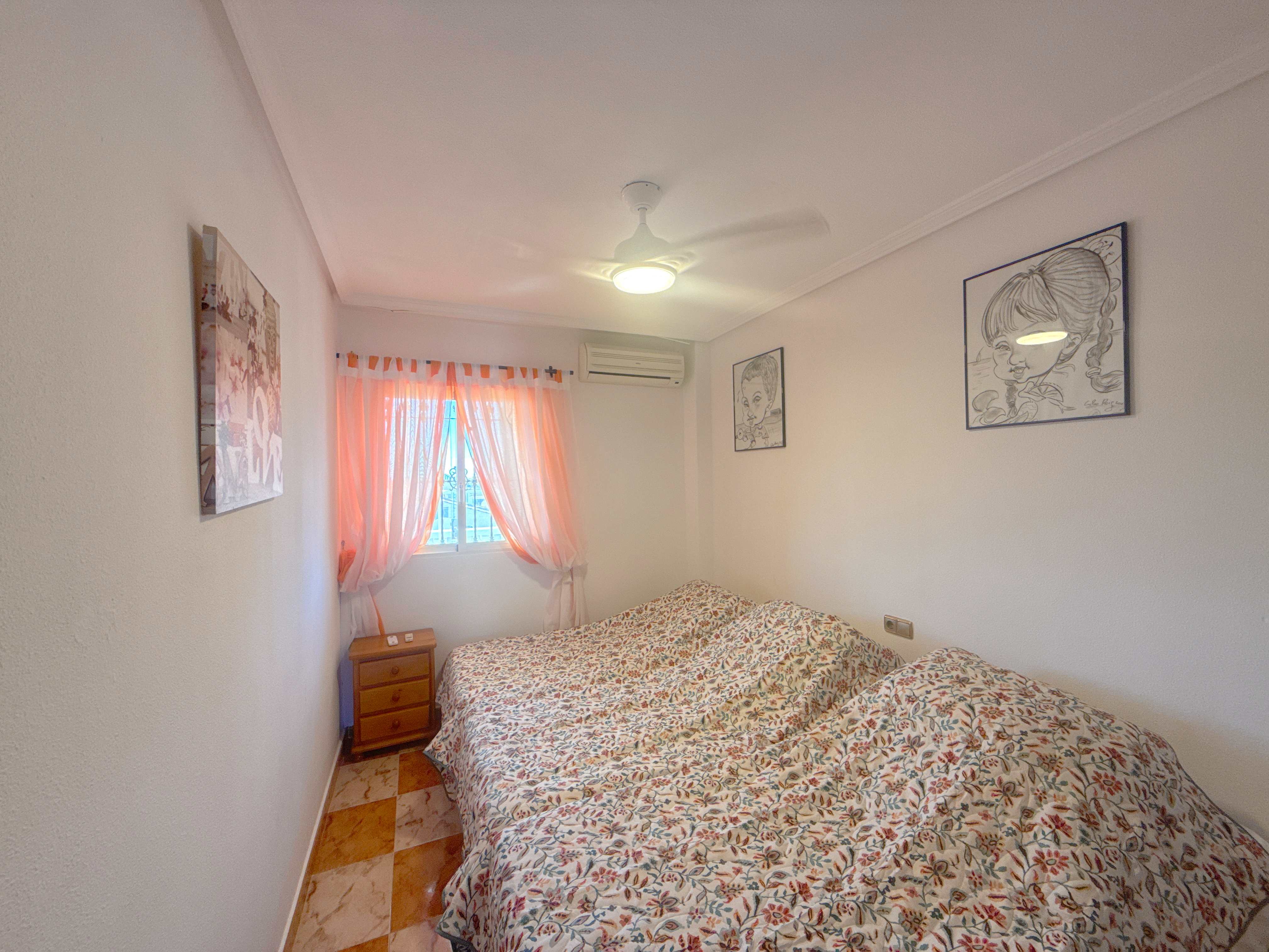 For sale - 2 Bedroom 1 Bathroom Apartment in Cabo Roig -  - Orihuela Costa