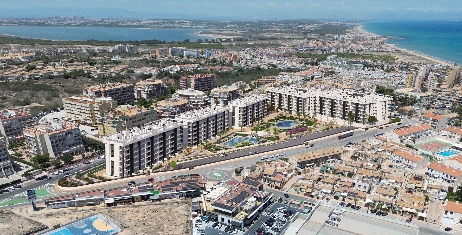 For sale - 3 Bedroom 2 Bathroom Penthouse in Torrevieja - Torreblanca  - Alicante