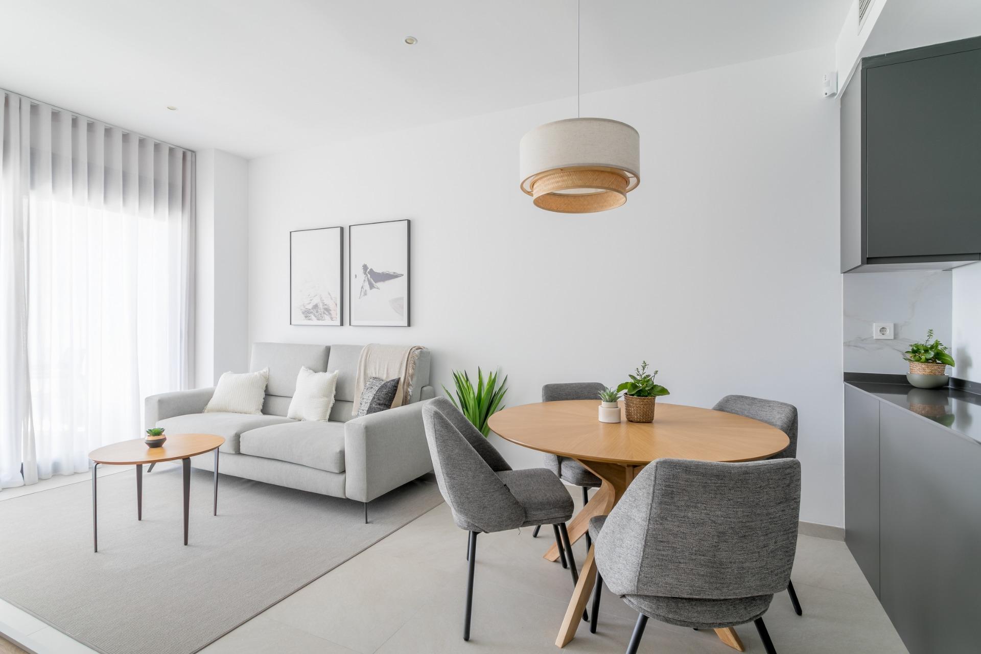 For sale - 3 Bedroom 2 Bathroom Penthouse in Torrevieja - Torreblanca  - Alicante