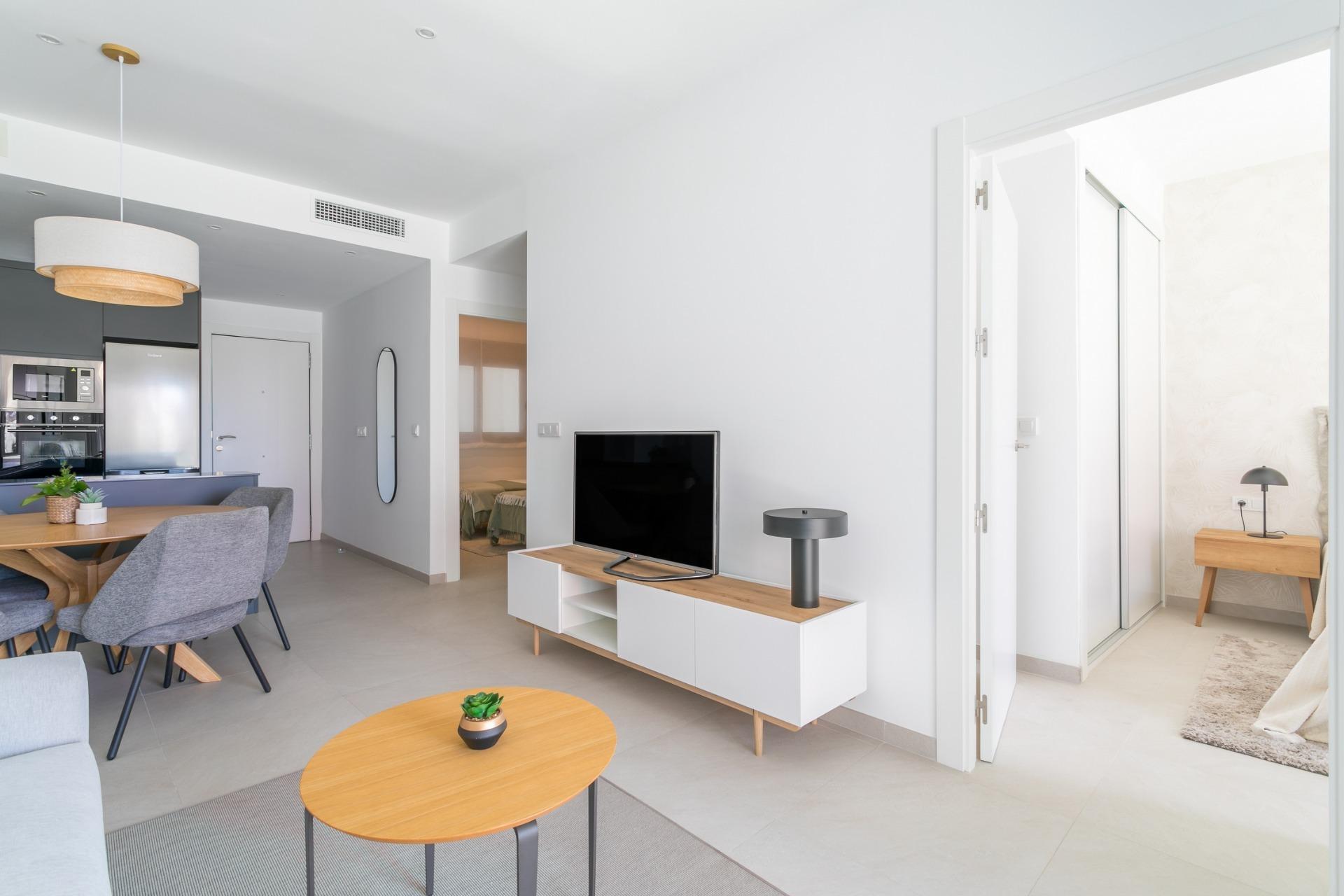 For sale - 3 Bedroom 2 Bathroom Penthouse in Torrevieja - Torreblanca  - Alicante