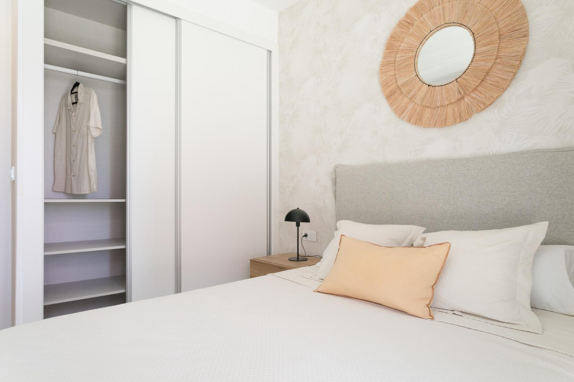 For sale - 3 Bedroom 2 Bathroom Penthouse in Torrevieja - Torreblanca  - Alicante