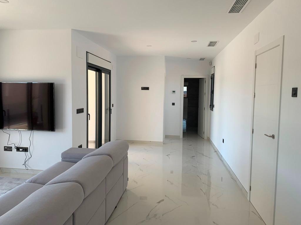 For sale - 4 Bedroom 3 Bathroom Villa in Pinoso - Camino Del Prado  - Alicante