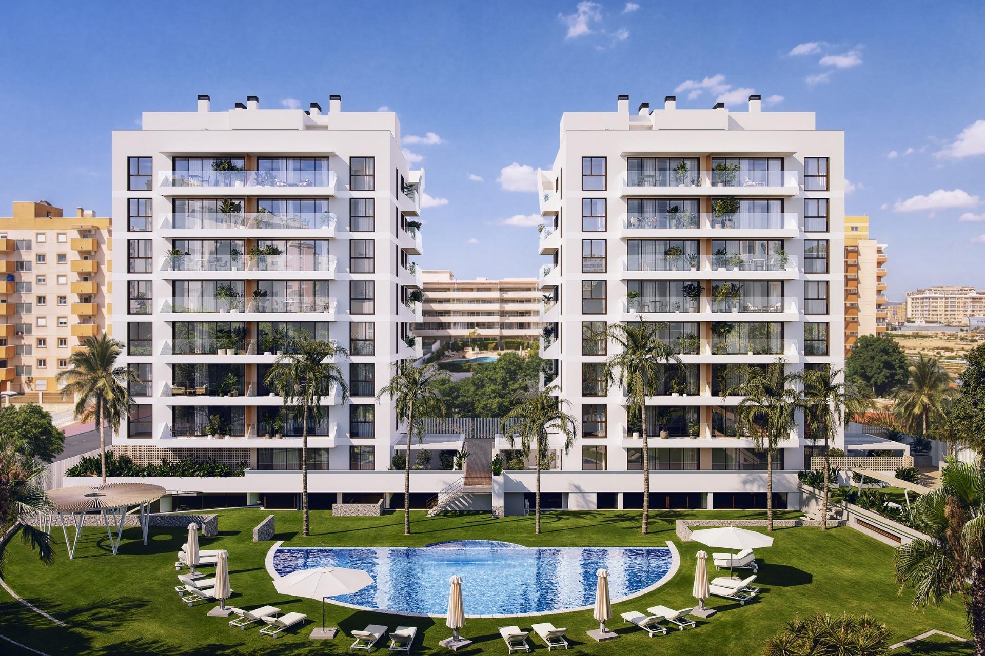 For sale - 2 Bedroom 2 Bathroom Penthouse in Guardamar del Segura - Avda del Puerto  - Alicante