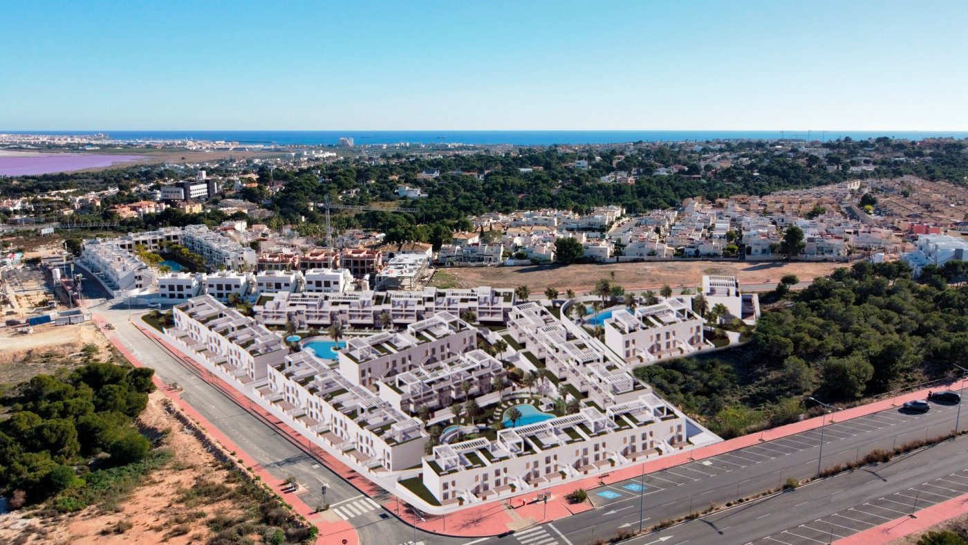 For sale - 2 Bedroom 2 Bathroom Bungalow in Torrevieja - Los Balcones  - Alicante