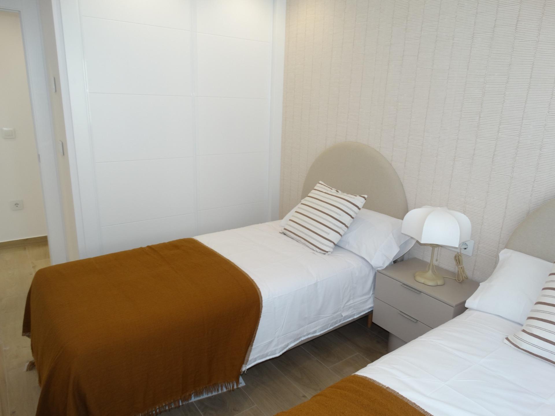 For sale - 2 Bedroom 2 Bathroom Bungalow in Pilar de La Horadada - pueblo  - Alicante