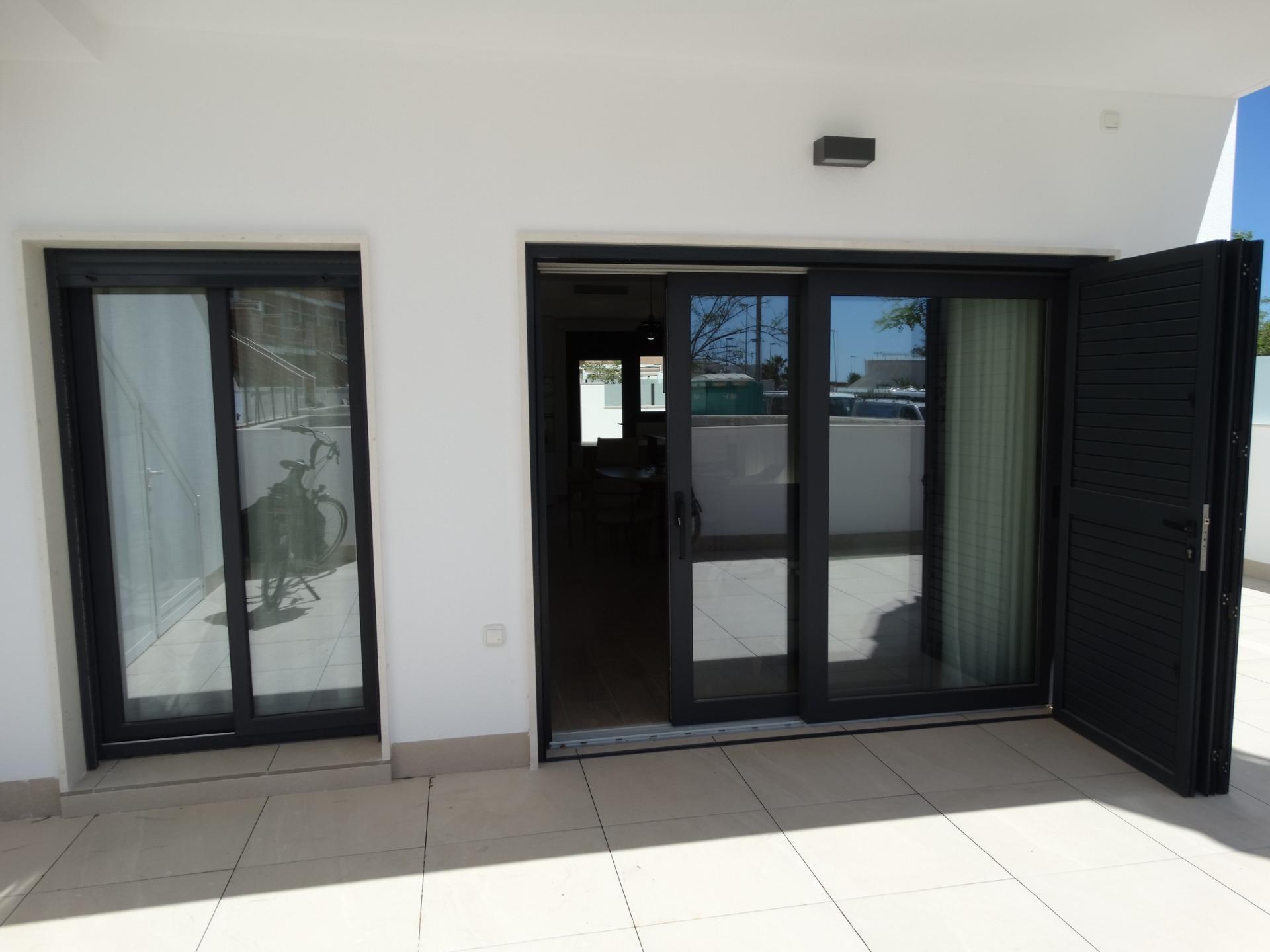 For sale - 2 Bedroom 2 Bathroom Bungalow in Pilar de La Horadada - pueblo  - Alicante