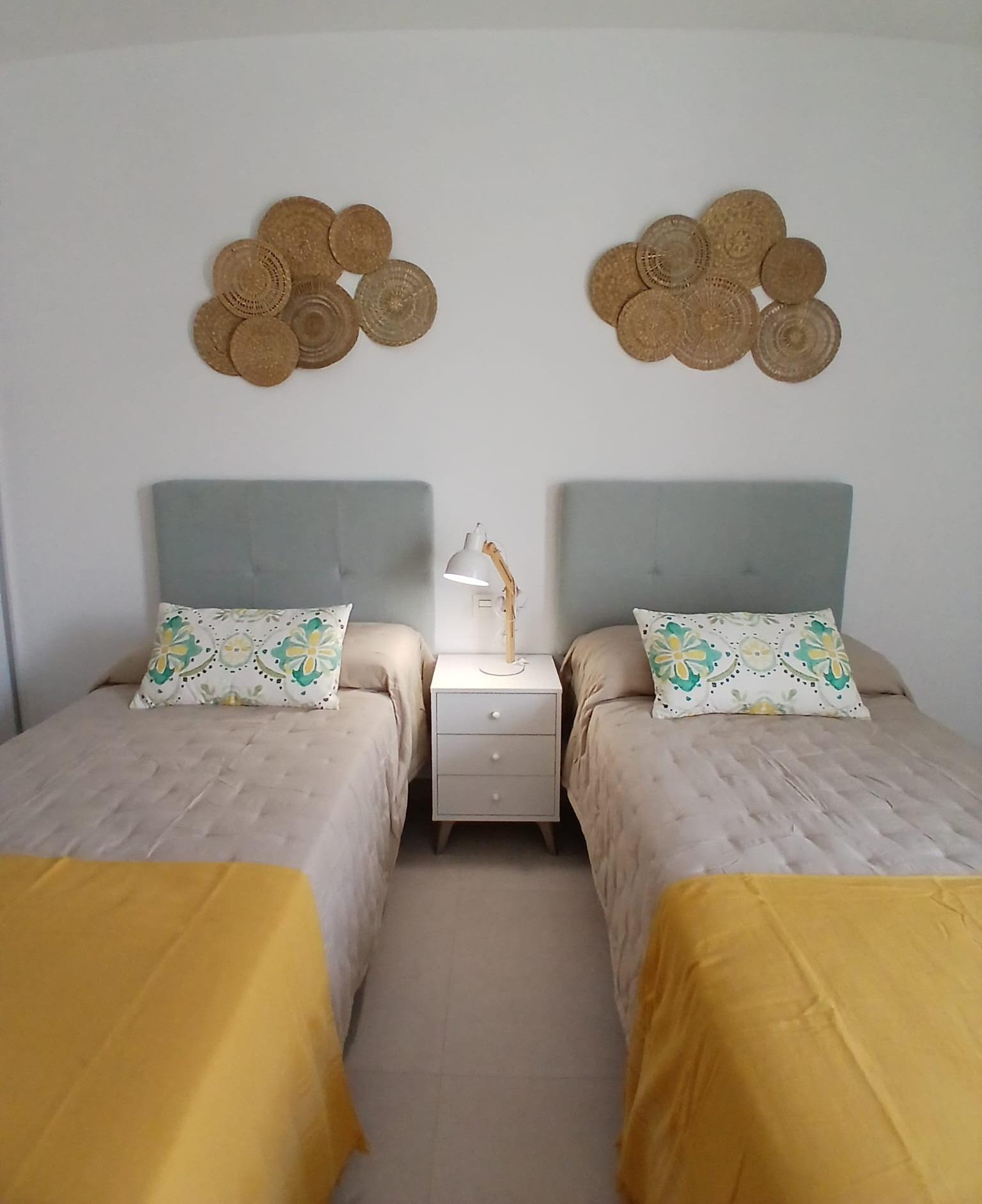 For sale - 3 Bedroom 2 Bathroom Quad House in Bigastro - Loma Alta  - Alicante