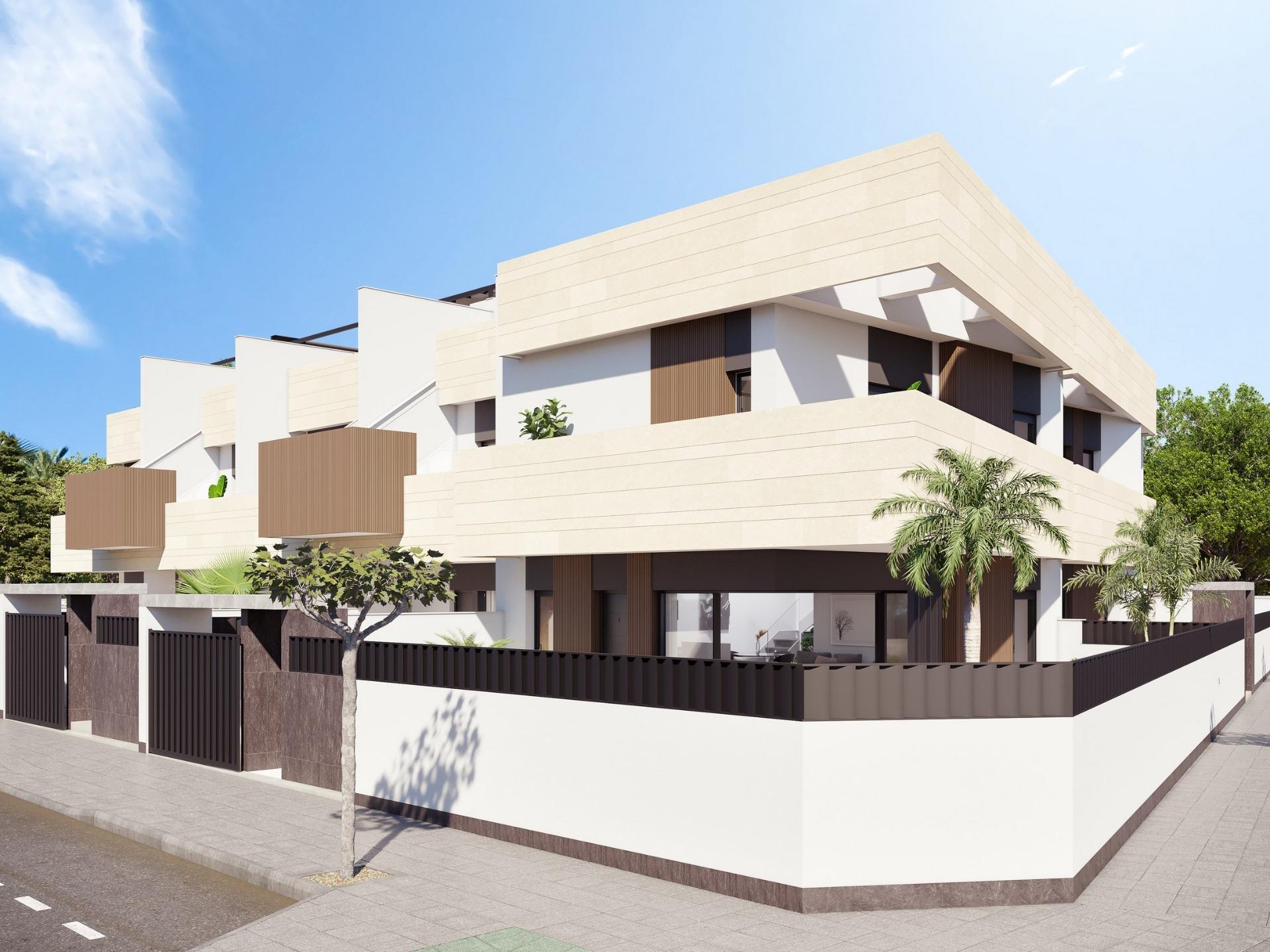 For sale - 3 Bedroom 2 Bathroom Bungalow in Pilar de La Horadada - parques de Andromeda  - Alicante