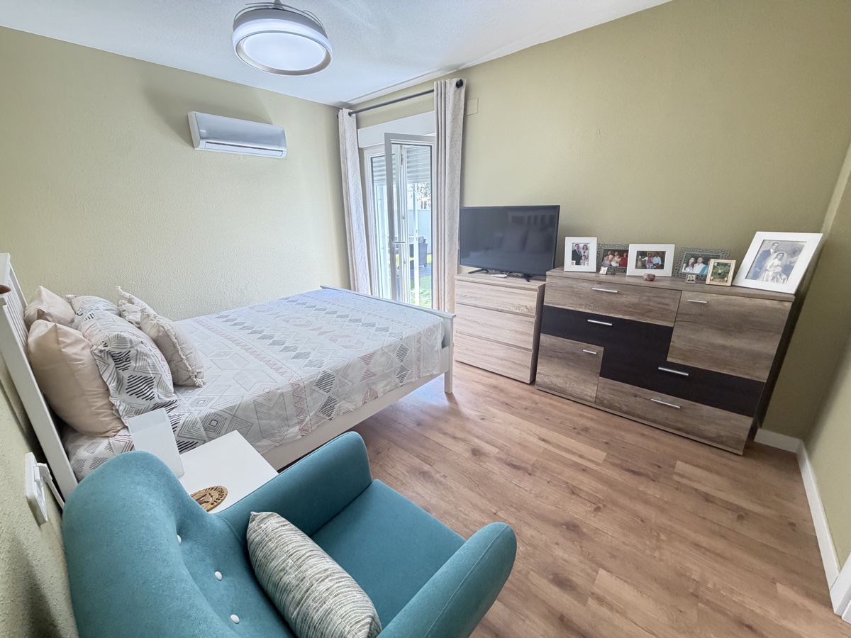 For sale - 3 Bedroom 3 Bathroom Villa in Villamartin - , Villamartin, Alicante, Spain - Alicante