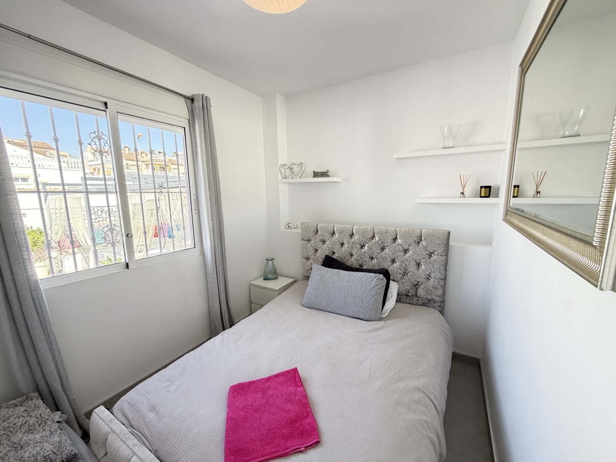 For sale - 3 Bedroom 2 Bathroom Villa in San Miguel De Salinas - , San Miguel De Salinas, Alicante, Spain - Alicante