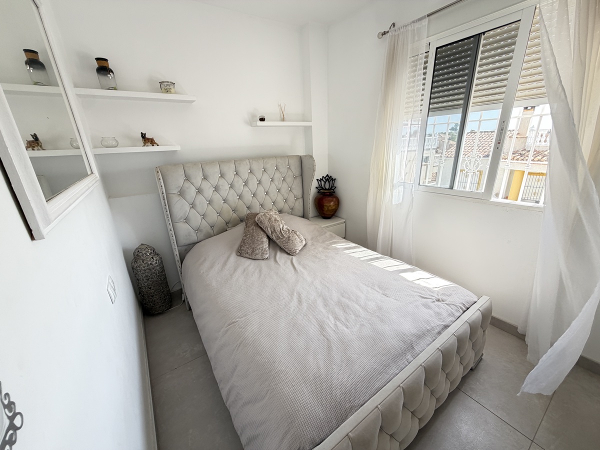 For sale - 3 Bedroom 2 Bathroom Villa in San Miguel De Salinas - , San Miguel De Salinas, Alicante, Spain - Alicante