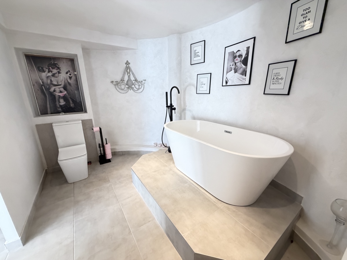 For sale - 3 Bedroom 2 Bathroom Villa in San Miguel De Salinas - , San Miguel De Salinas, Alicante, Spain - Alicante