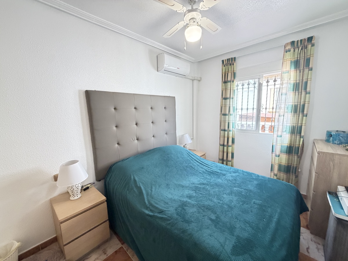 For sale - 2 Bedroom 1 Bathroom Townhouse in La Zenia - , La Zenia, Alicante, Spain - Alicante
