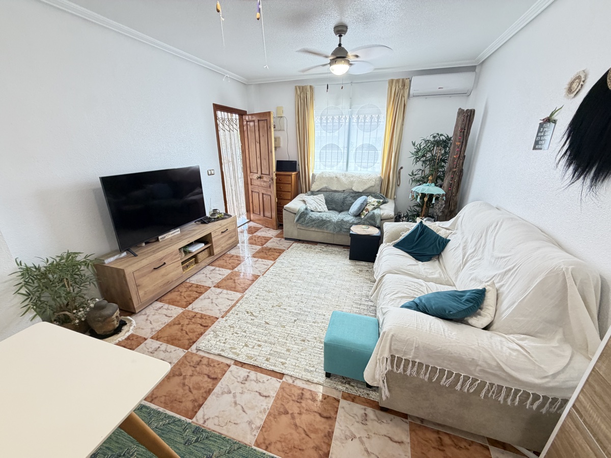 For sale - 2 Bedroom 1 Bathroom Townhouse in La Zenia - , La Zenia, Alicante, Spain - Alicante