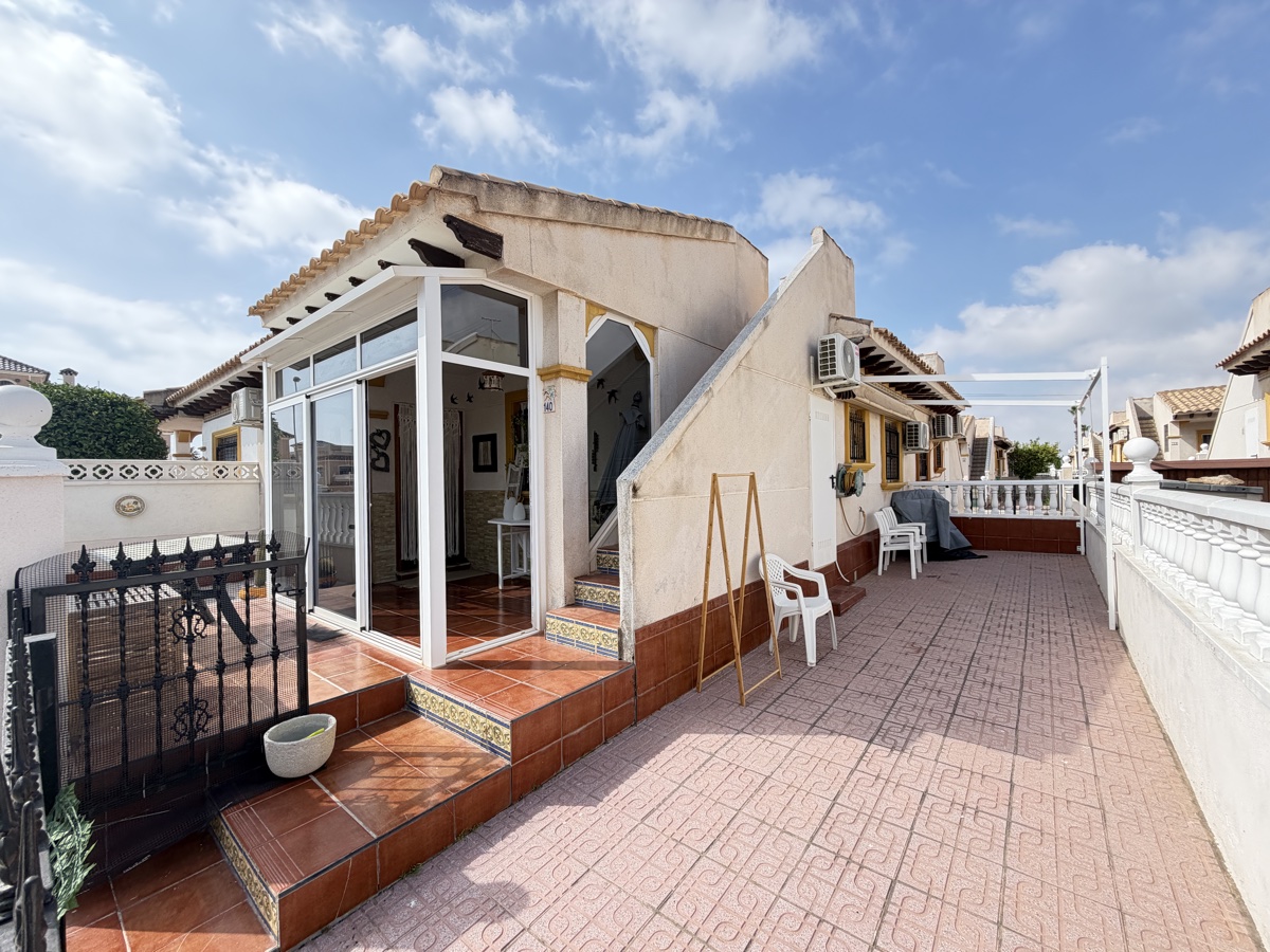 For sale - 2 Bedroom 1 Bathroom Townhouse in La Zenia - , La Zenia, Alicante, Spain - Alicante