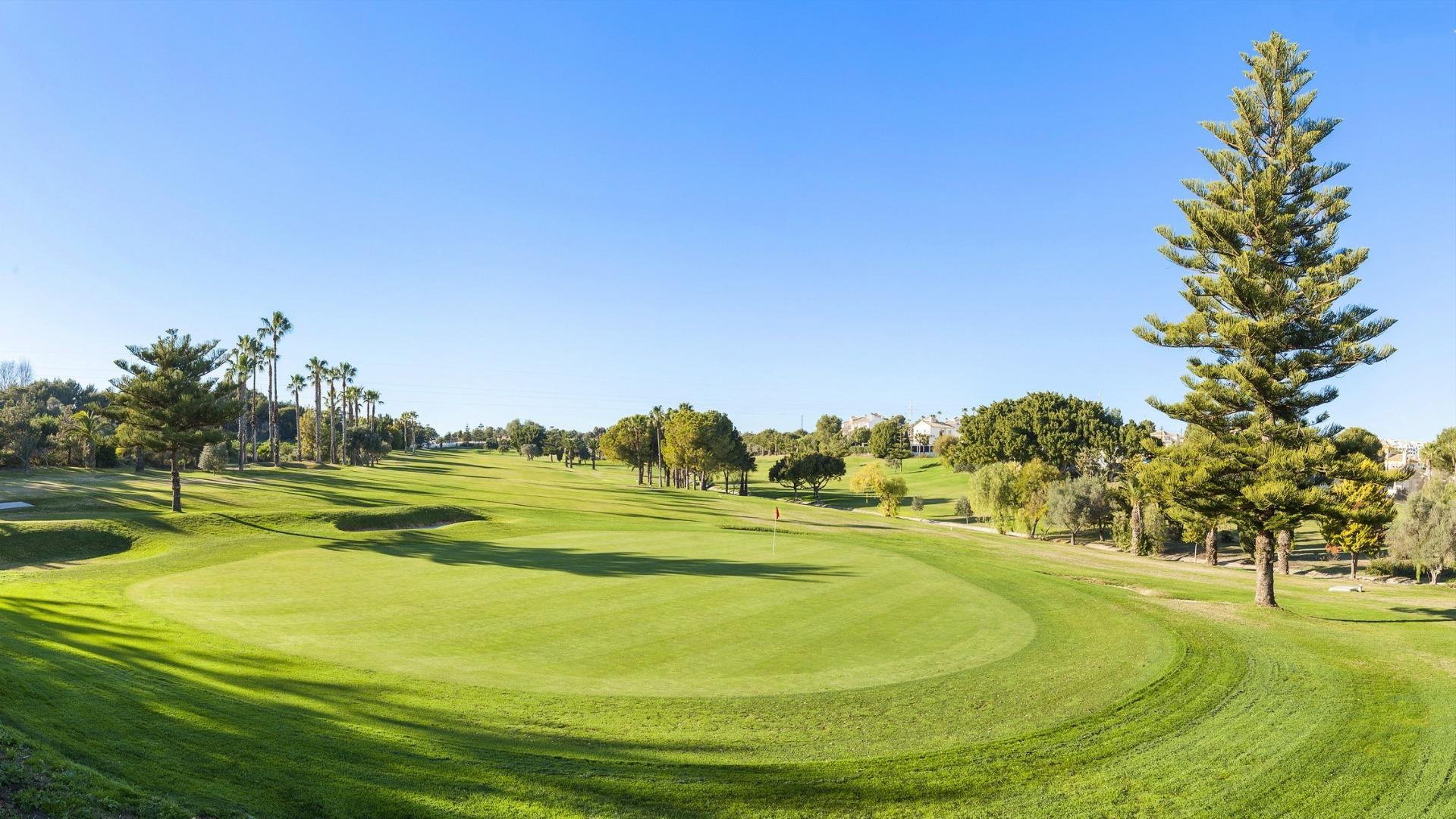 For sale - 2 Bedroom 2 Bathroom Penthouse in Orihuela Costa - Lomas de Campoamor  - Alicante