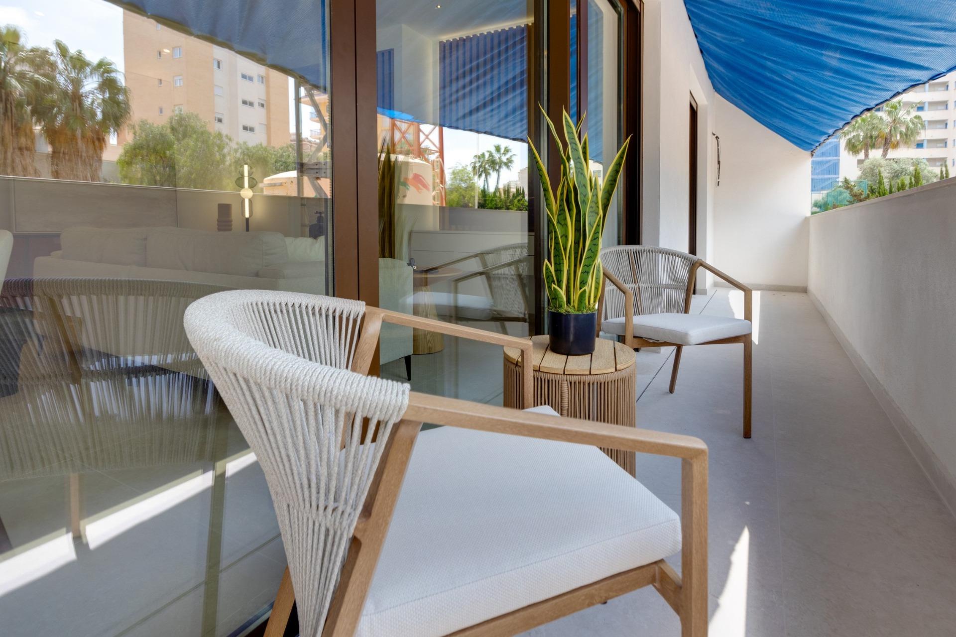 For sale - 2 Bedroom 2 Bathroom Apartment in Guardamar del Segura - Avda del Puerto  - Alicante