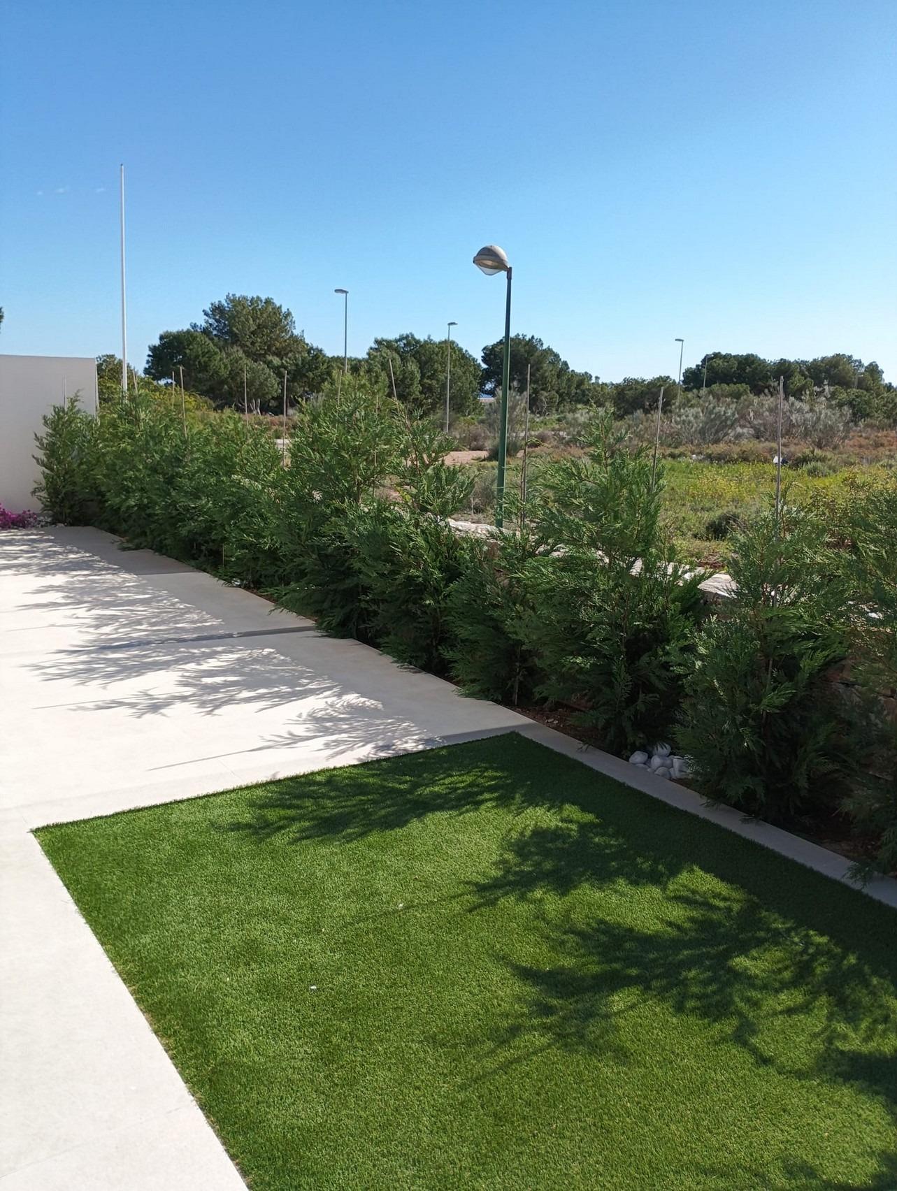 For sale - 3 Bedroom 2 Bathroom Villa in Pilar de La Horadada - Lo Romero Golf  - Alicante