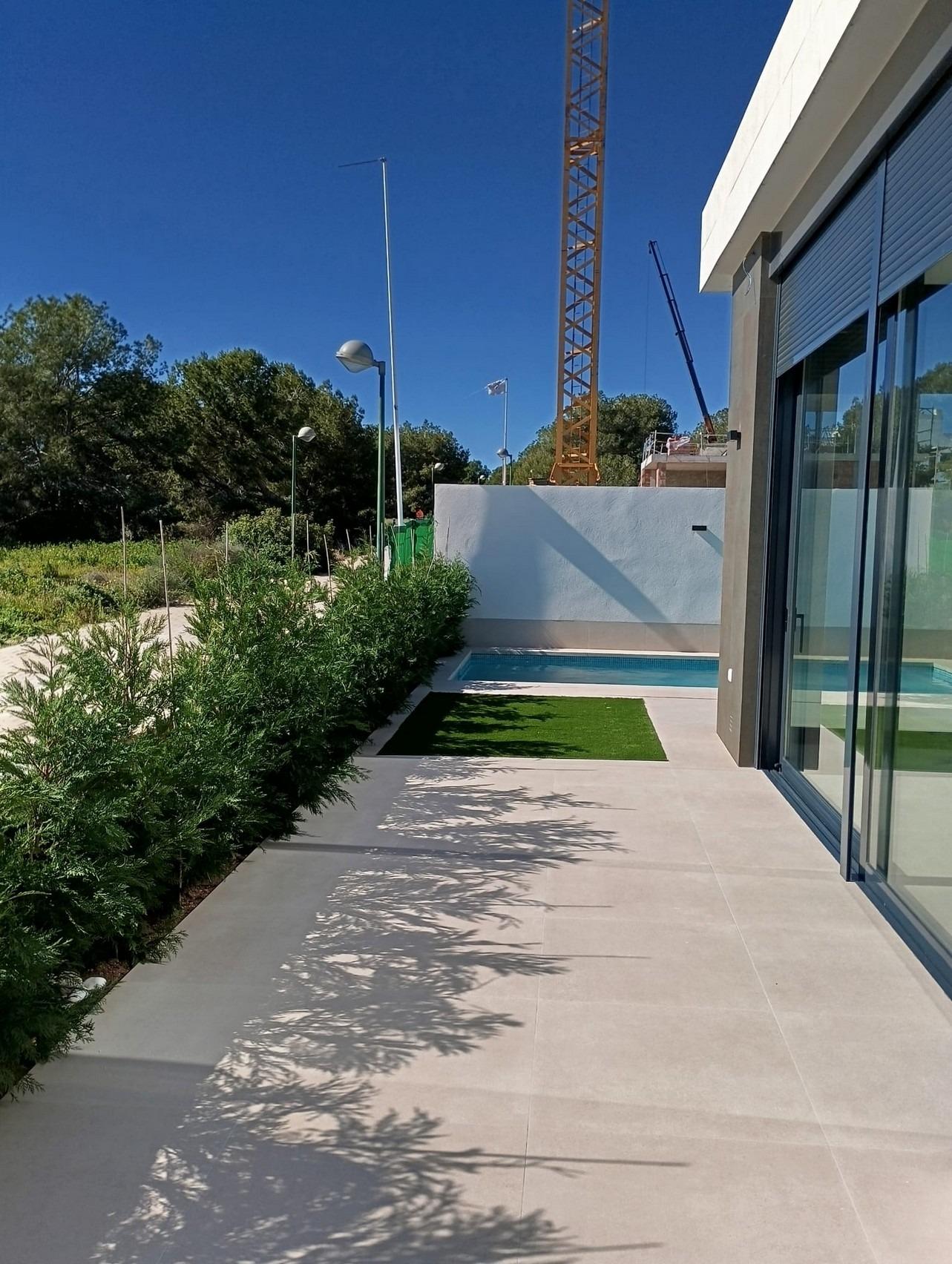 For sale - 3 Bedroom 2 Bathroom Villa in Pilar de La Horadada - Lo Romero Golf  - Alicante