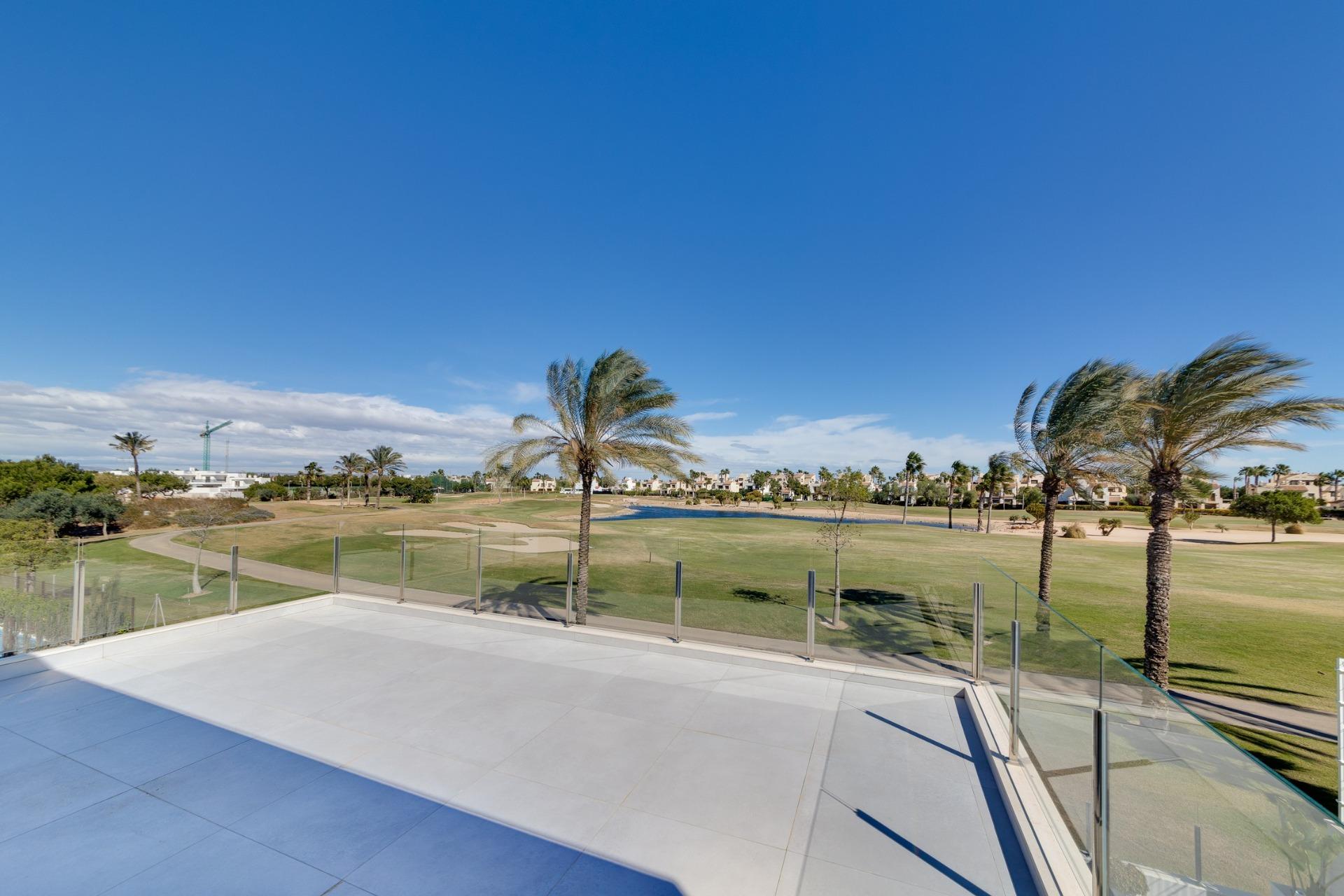 For sale - 3 Bedroom 2 Bathroom Villa in Pilar de La Horadada - Lo Romero Golf  - Alicante