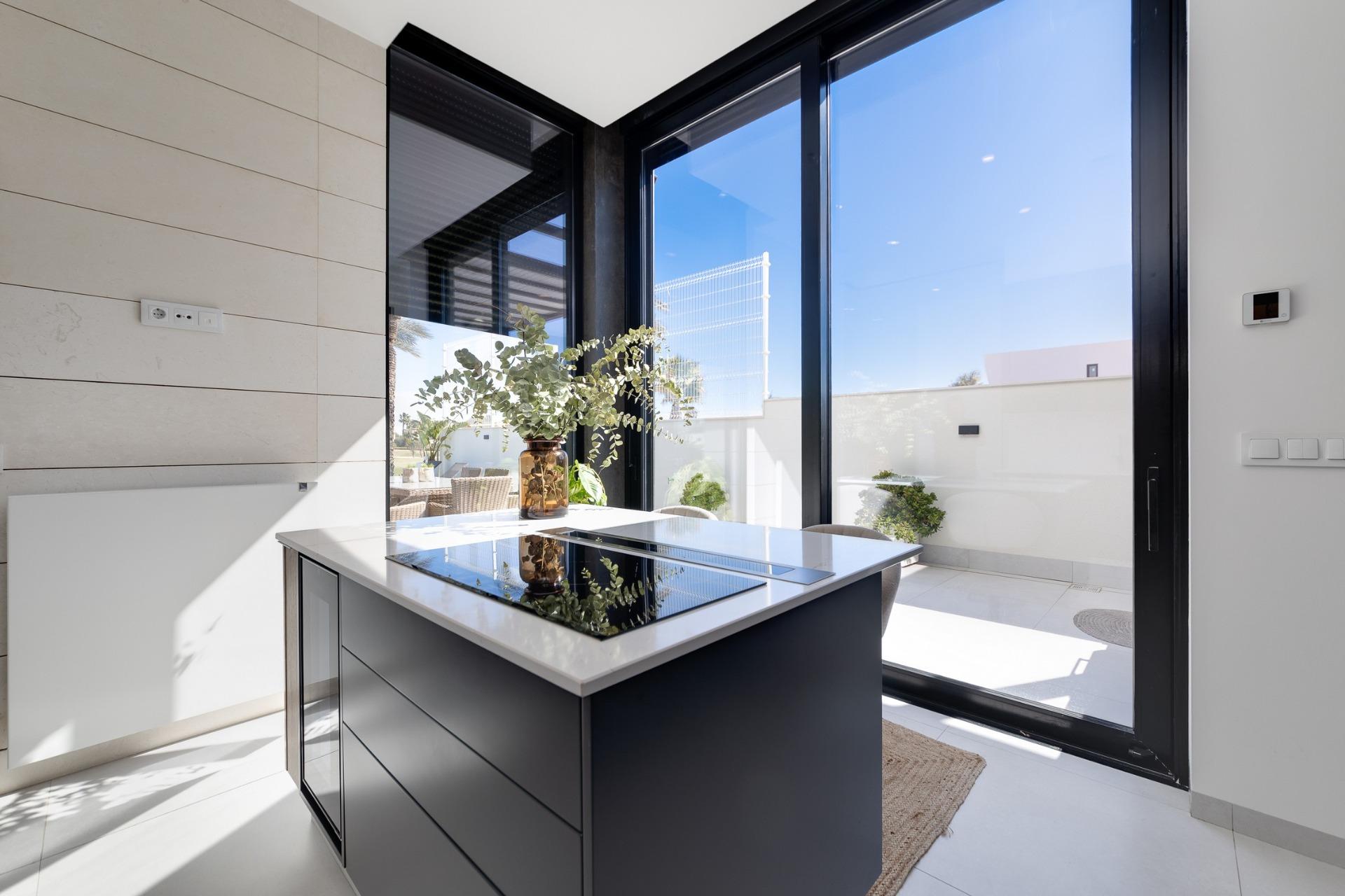 For sale - 3 Bedroom 2 Bathroom Villa in Pilar de La Horadada - Lo Romero Golf  - Alicante